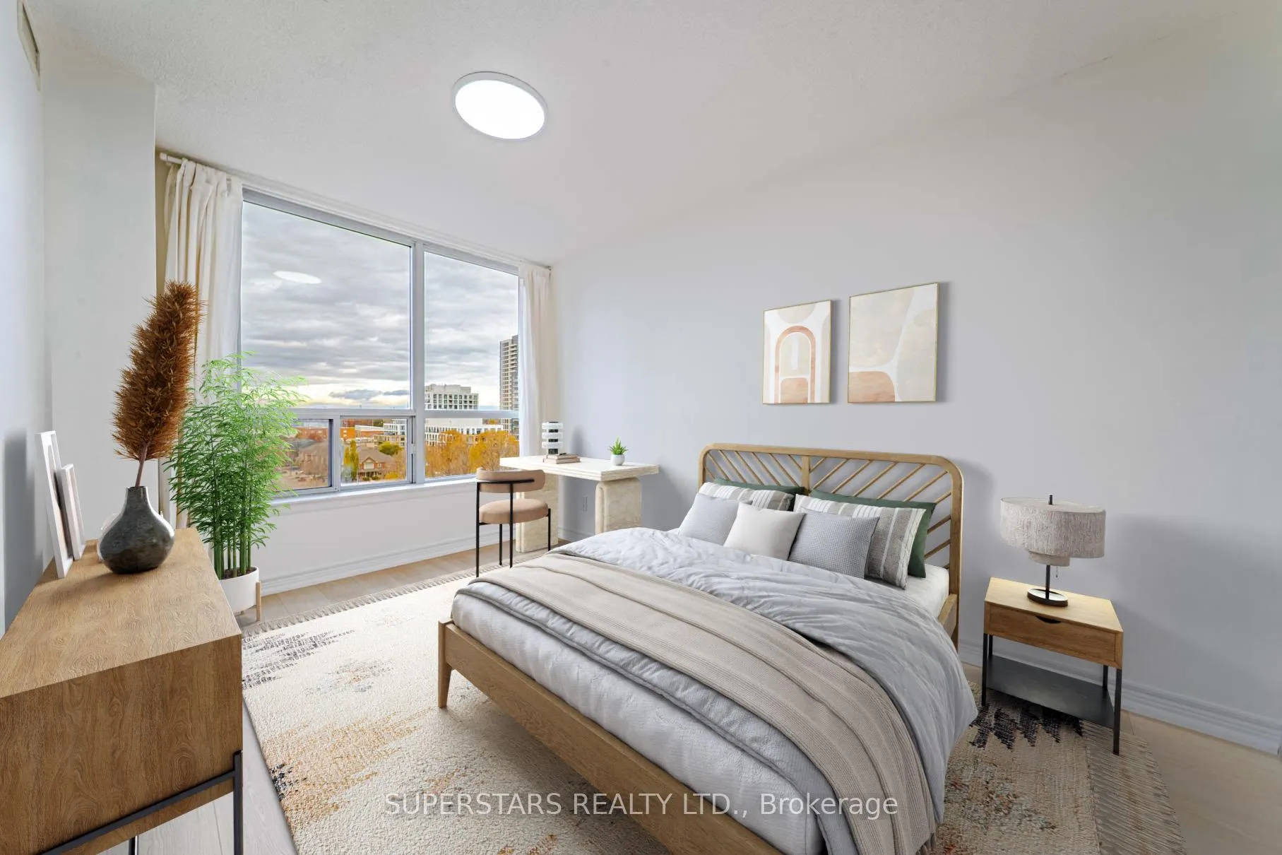 Photo 4 of Unit 806, 15 North Park Road, Vaughan, Beverley Glen — HOMEH
