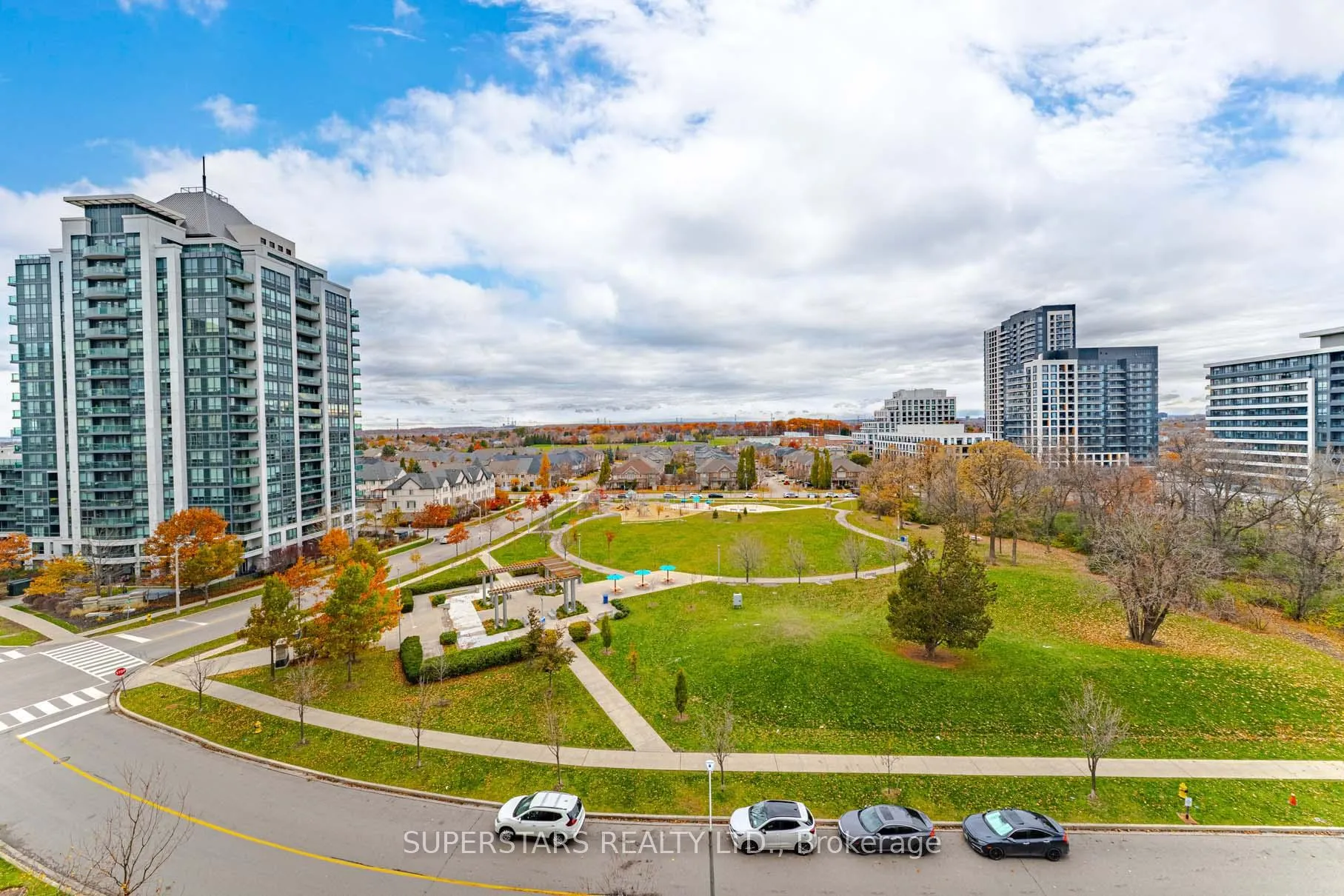 Photo 14 of Unit 806, 15 North Park Road, Vaughan, Beverley Glen — HOMEH