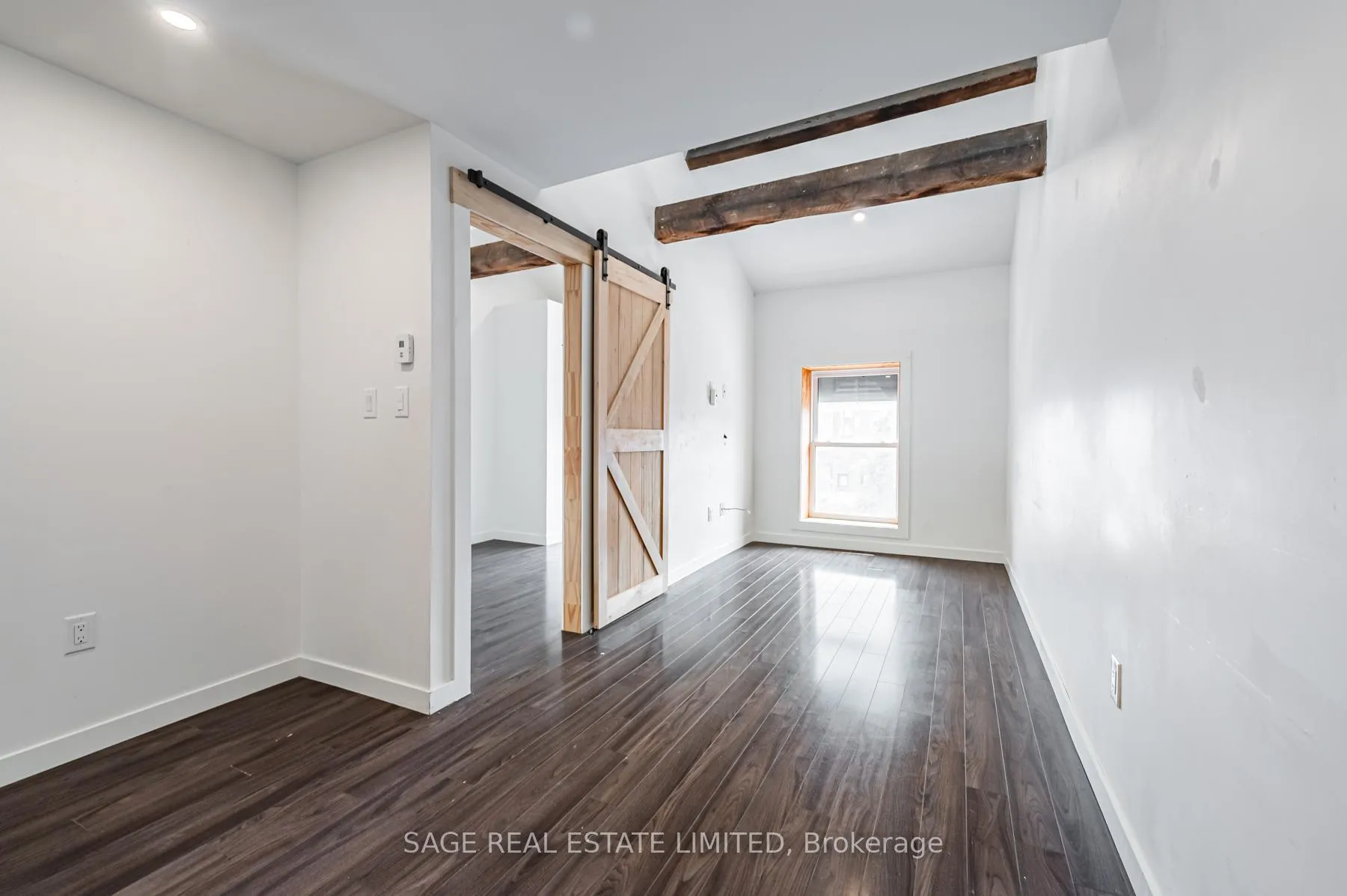 Photo 8 of Unit 2, 14 Cross Street, Hamilton, Dundas — HOMEH