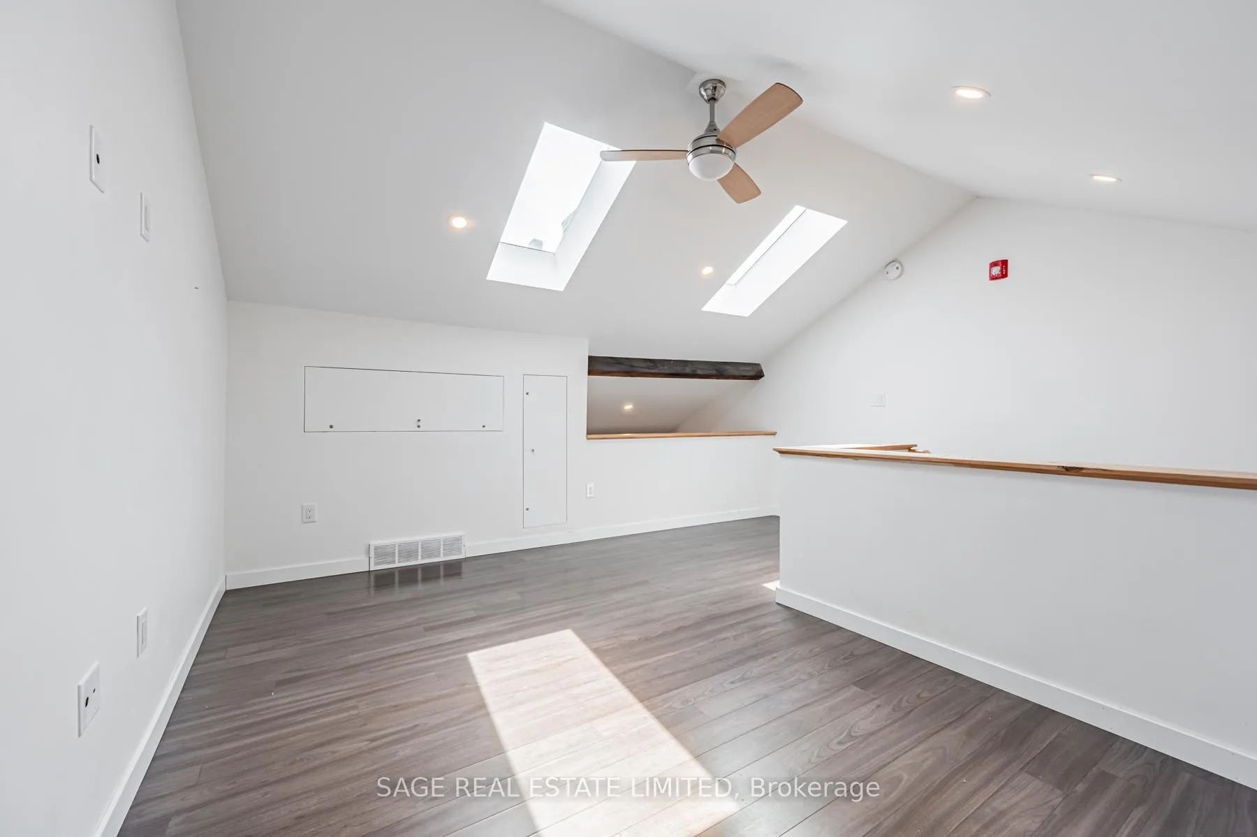 Photo 27 of Unit 2, 14 Cross Street, Hamilton, Dundas — HOMEH