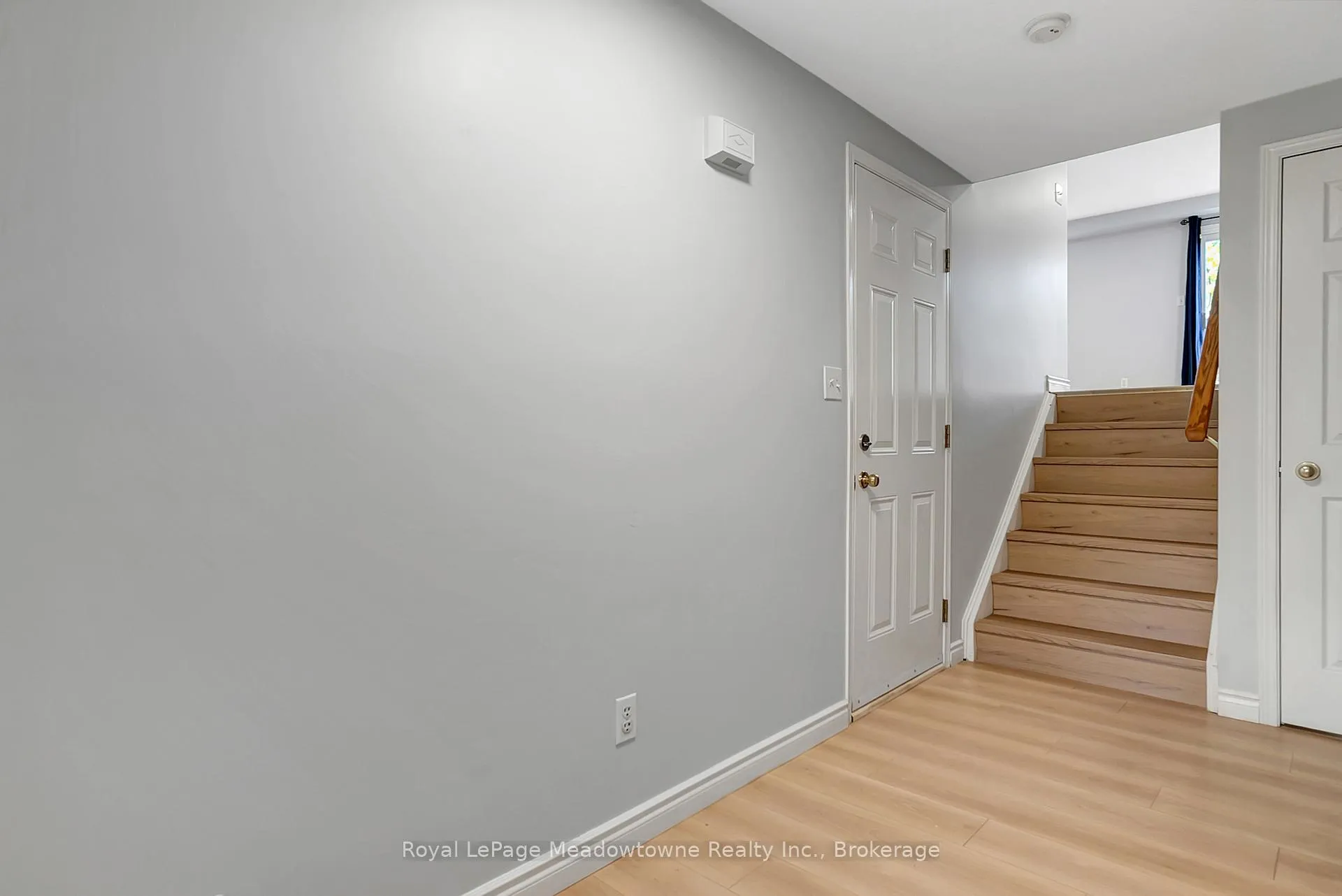 Photo 7 of 45 Madeleine Street, Kitchener — HOMEH