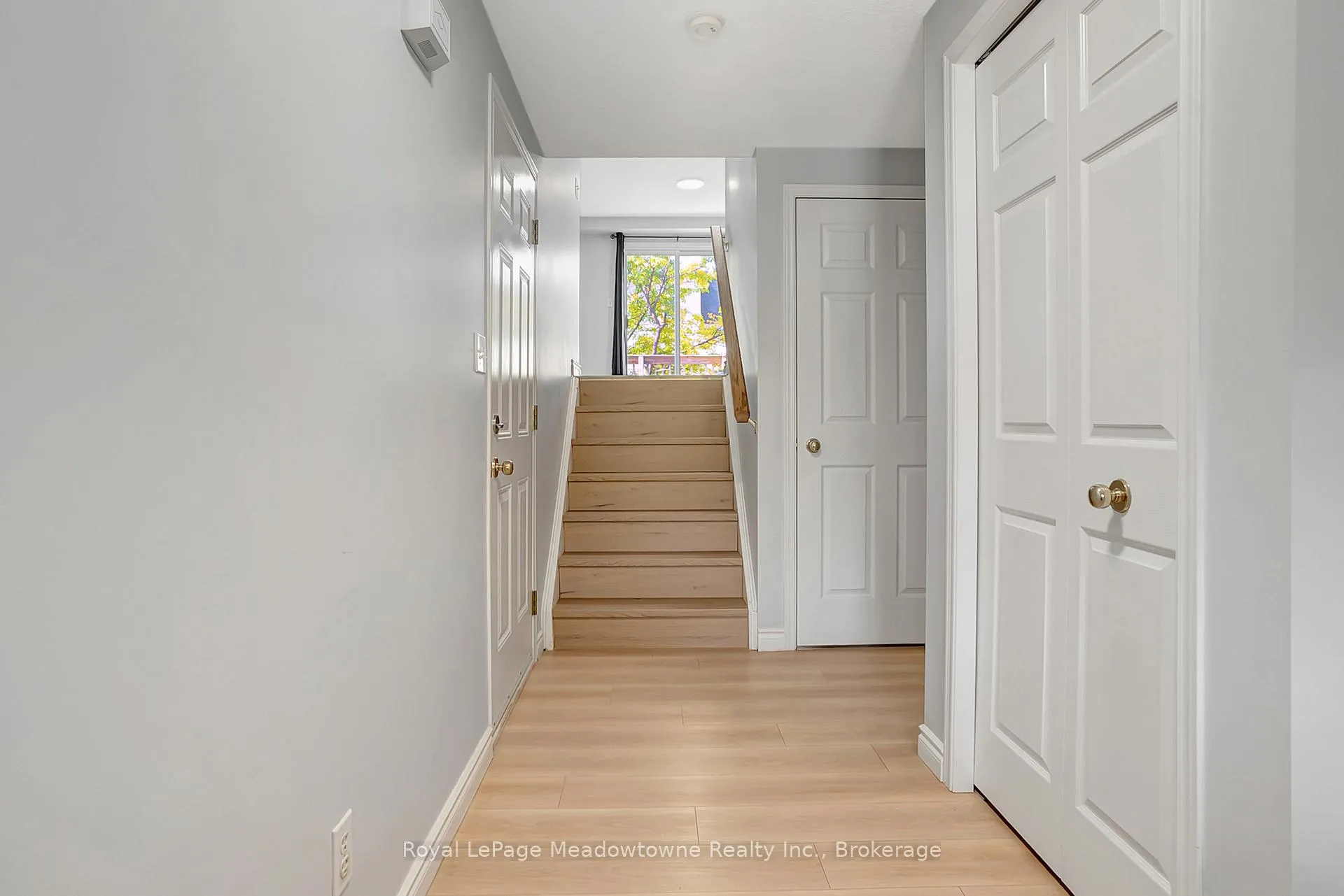 Photo 8 of 45 Madeleine Street, Kitchener — HOMEH