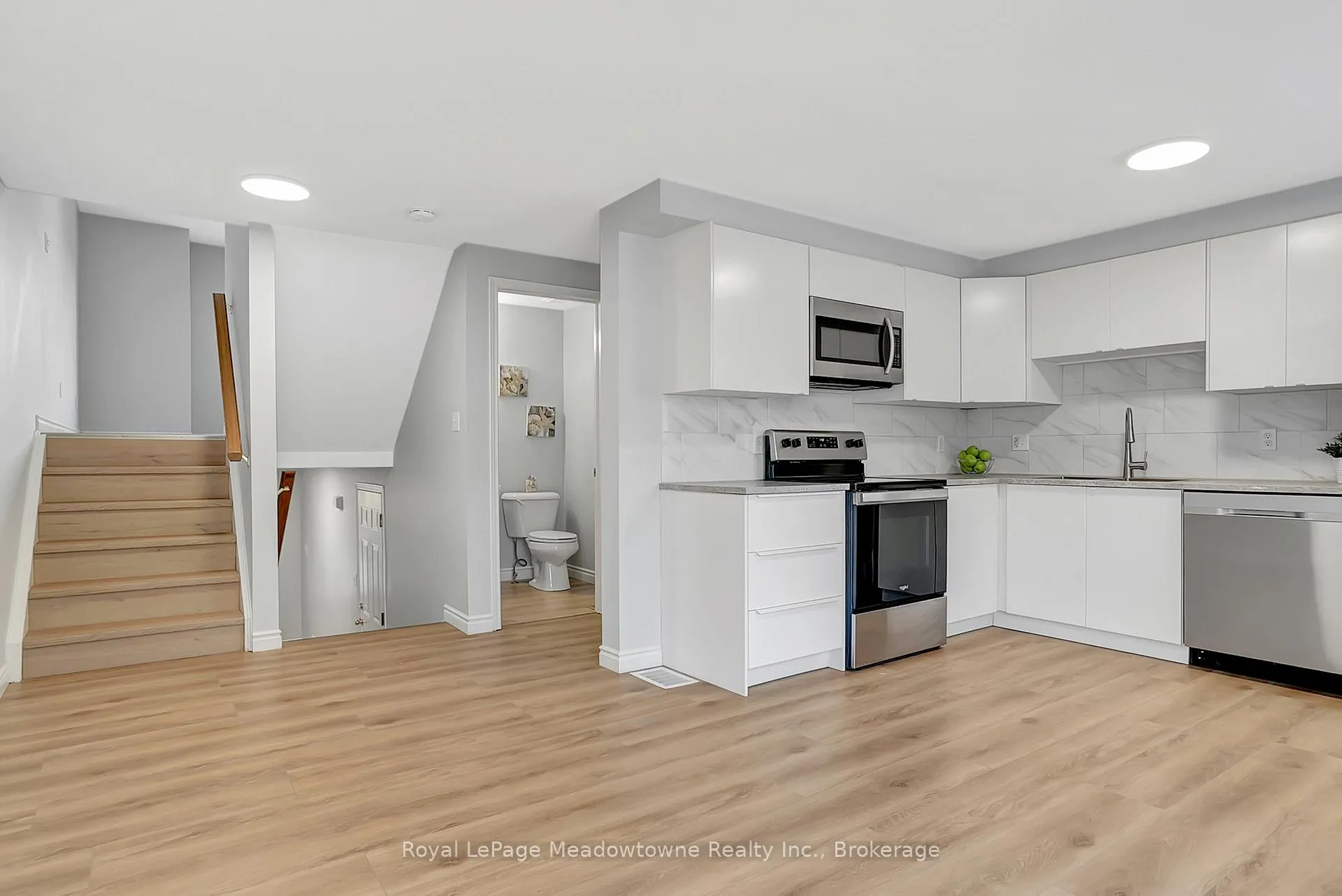 Photo 12 of 45 Madeleine Street, Kitchener — HOMEH