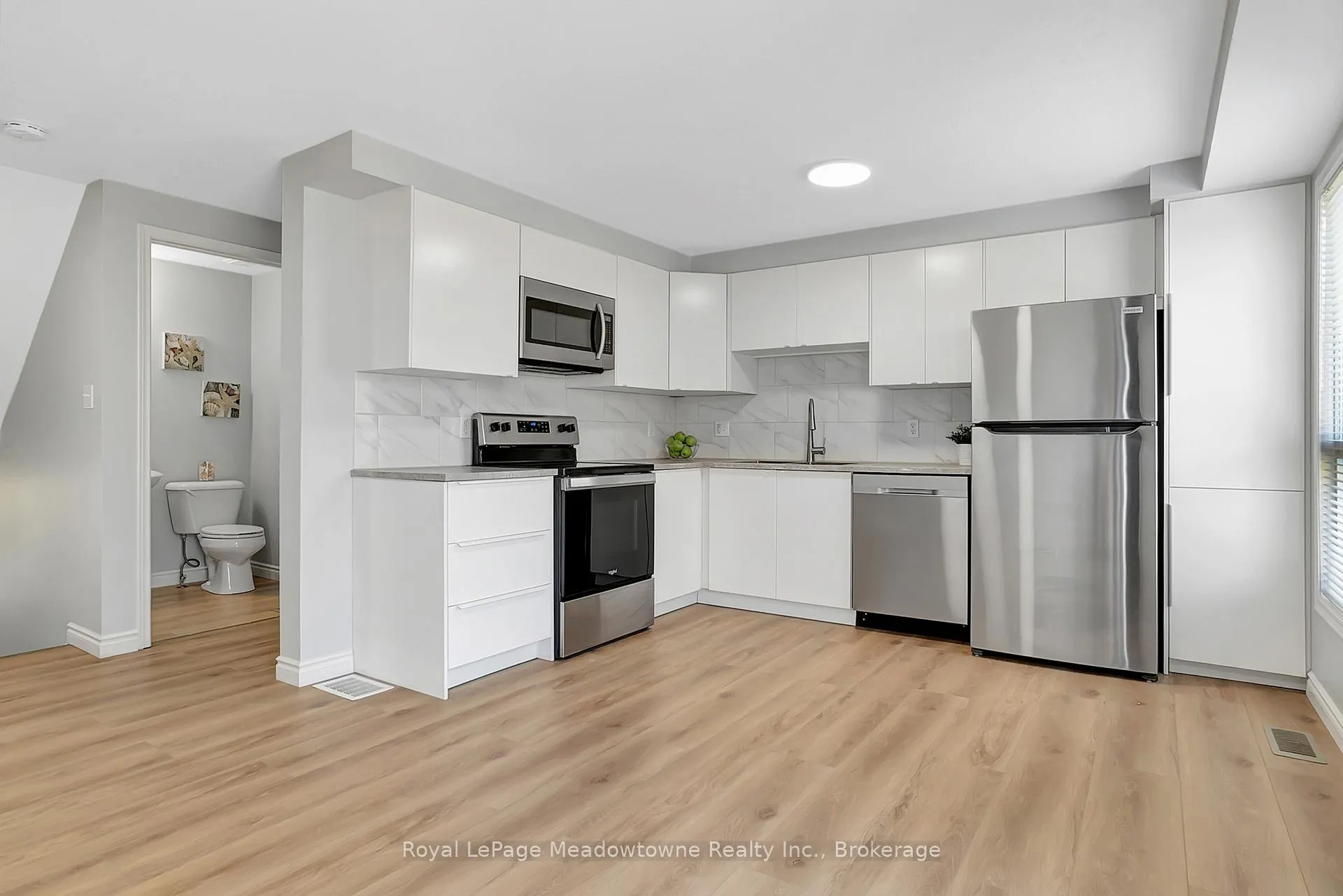 Photo 13 of 45 Madeleine Street, Kitchener — HOMEH