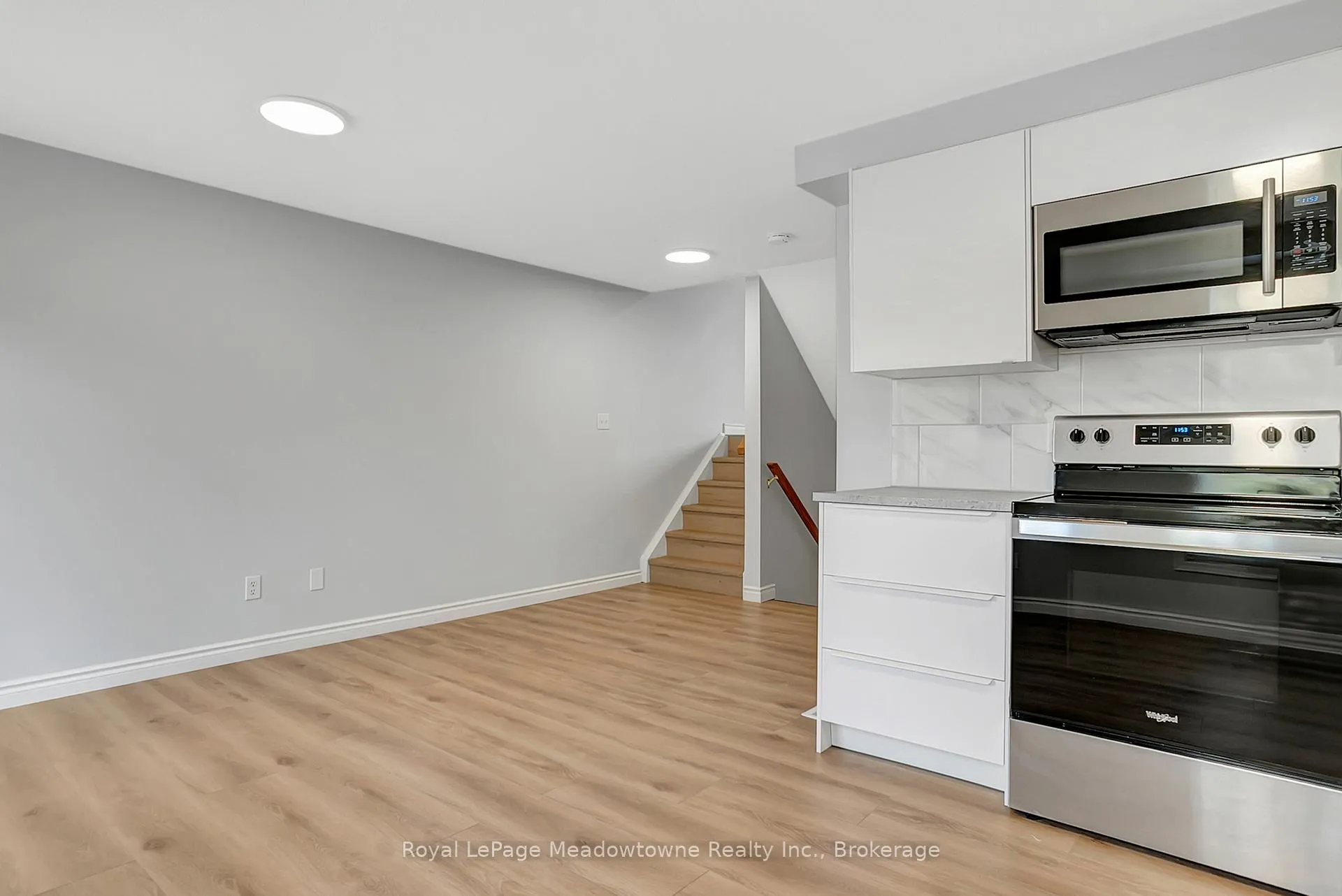 Photo 17 of 45 Madeleine Street, Kitchener — HOMEH