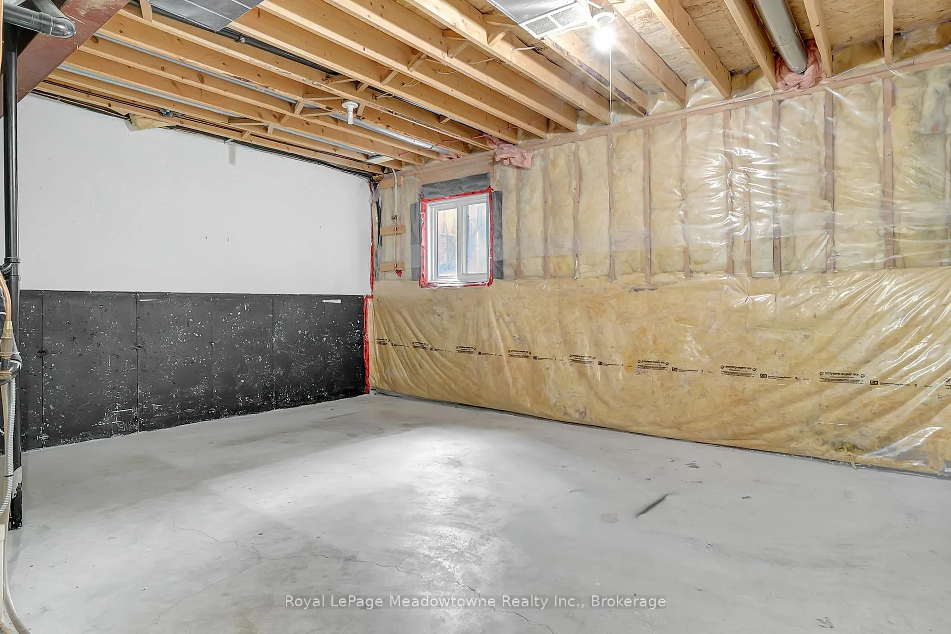 Photo 40 of 45 Madeleine Street, Kitchener — HOMEH