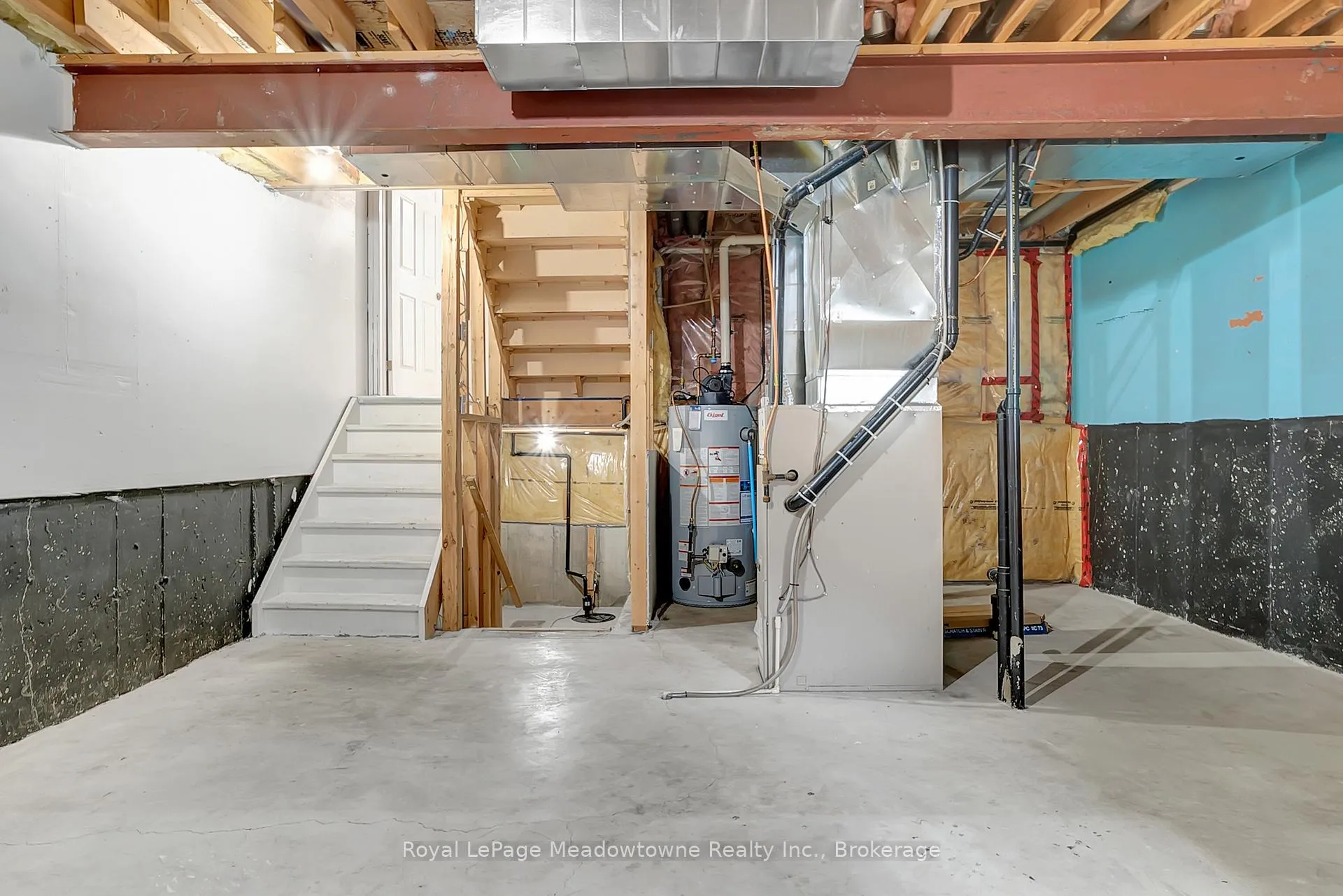 Photo 41 of 45 Madeleine Street, Kitchener — HOMEH