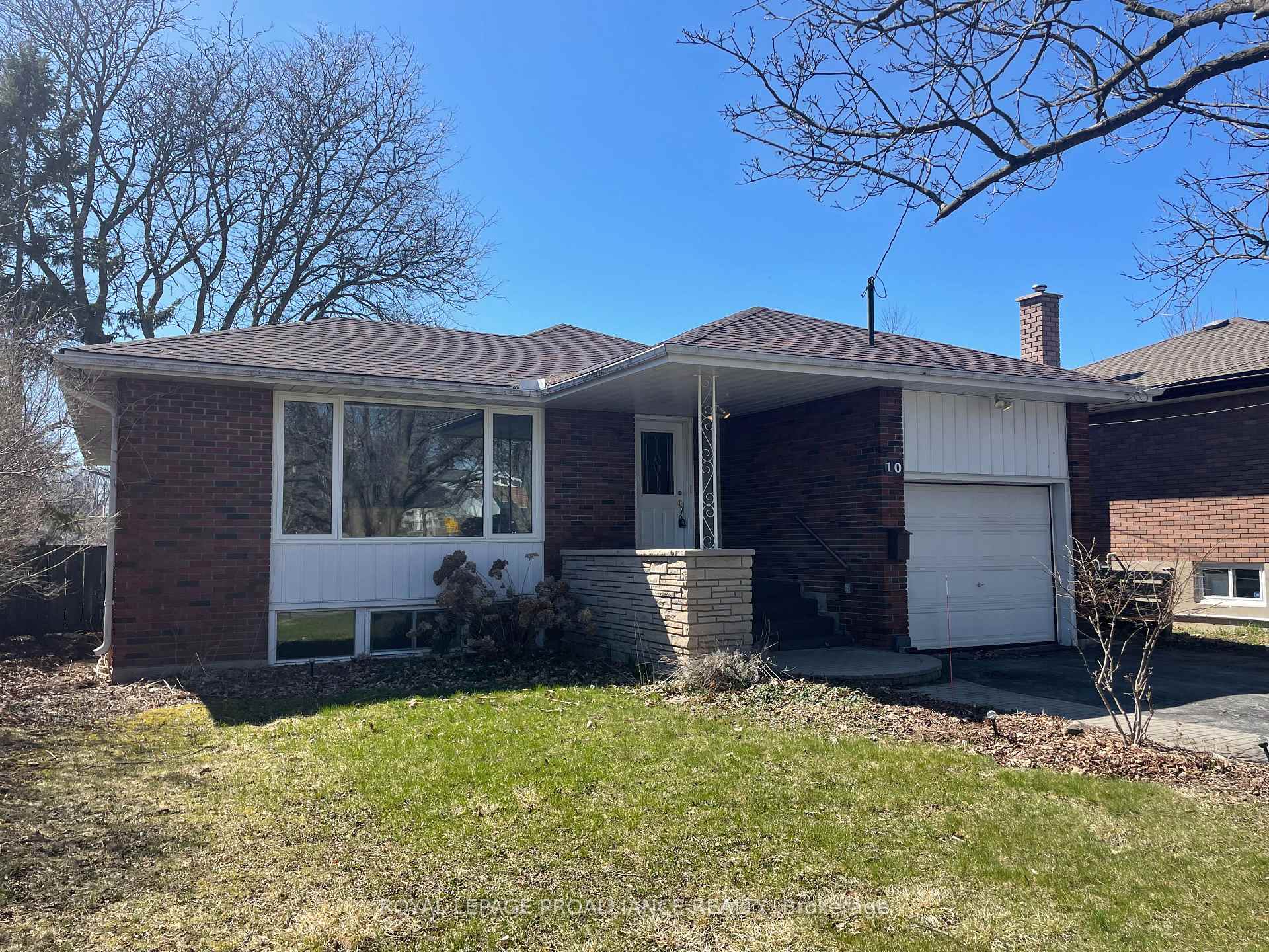 Photo 2 of 10 Meadowvale Avenue, Belleville, Belleville Ward — HOMEH