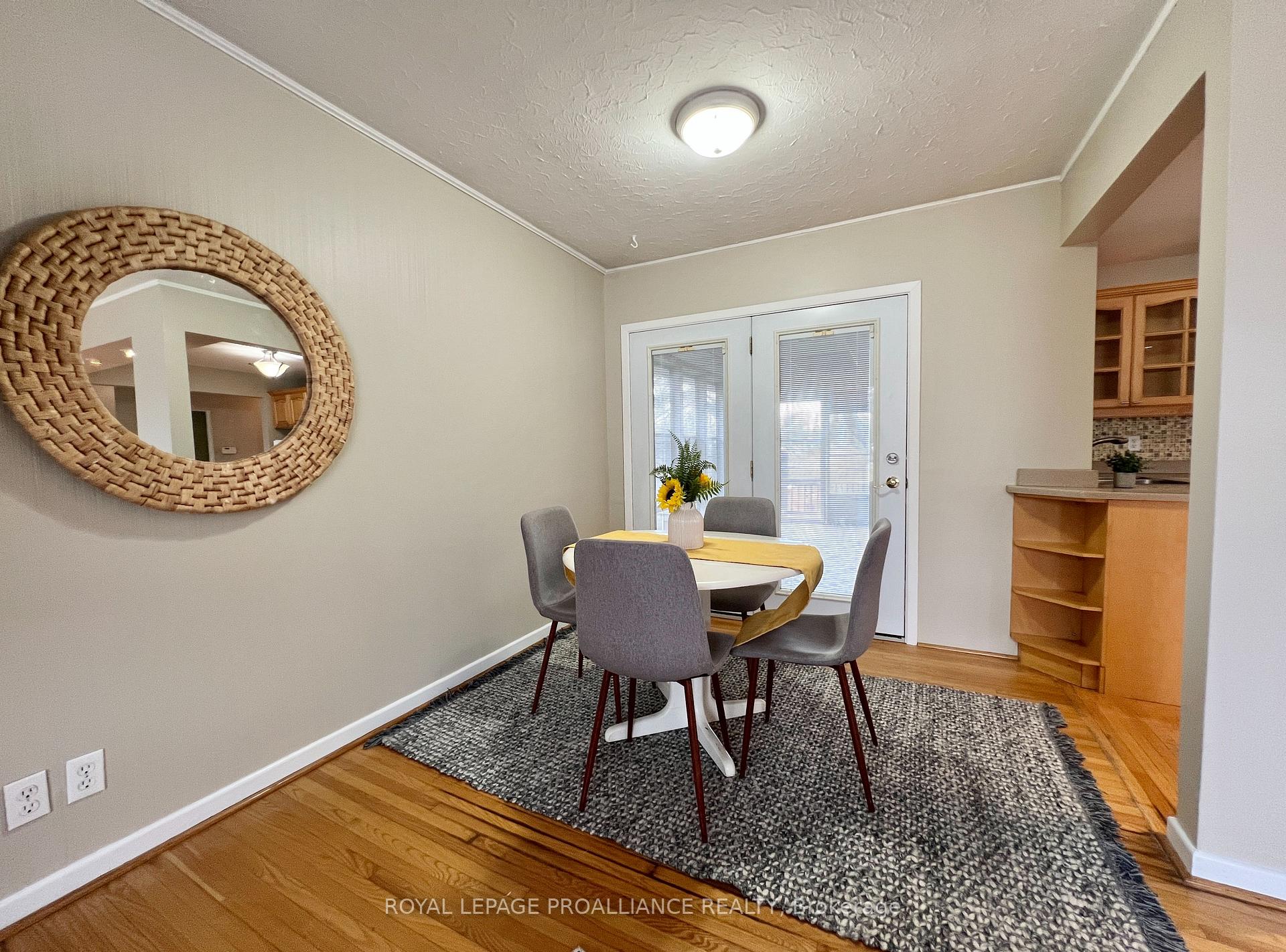 Photo 7 of 10 Meadowvale Avenue, Belleville, Belleville Ward — HOMEH