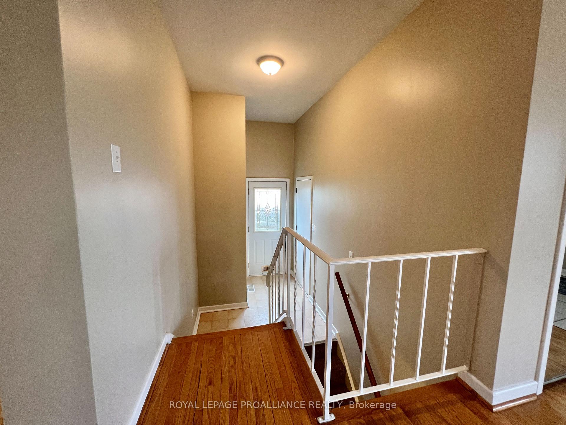 Photo 14 of 10 Meadowvale Avenue, Belleville, Belleville Ward — HOMEH