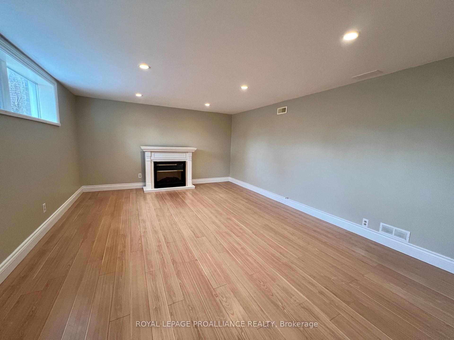 Photo 16 of 10 Meadowvale Avenue, Belleville, Belleville Ward — HOMEH