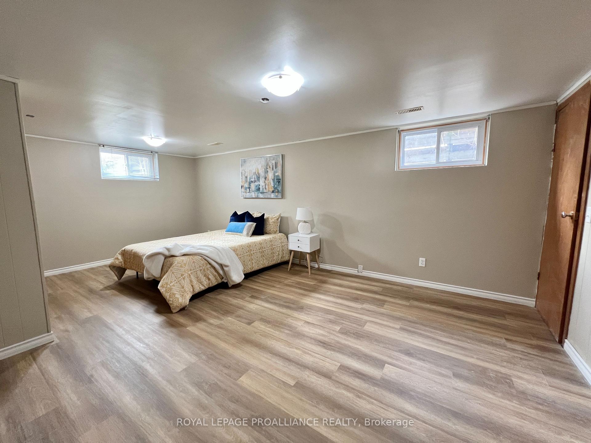 Photo 18 of 10 Meadowvale Avenue, Belleville, Belleville Ward — HOMEH