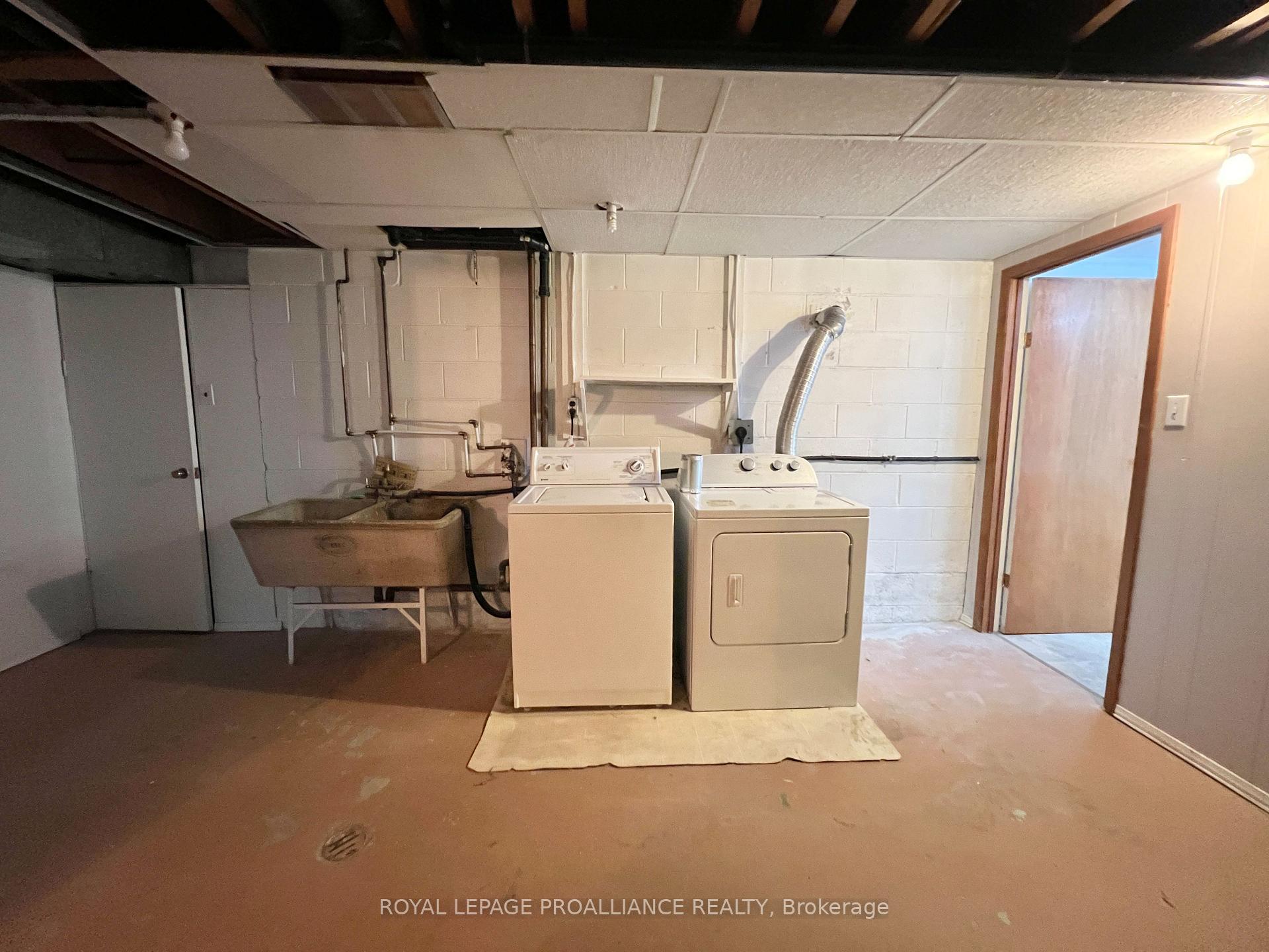 Photo 19 of 10 Meadowvale Avenue, Belleville, Belleville Ward — HOMEH