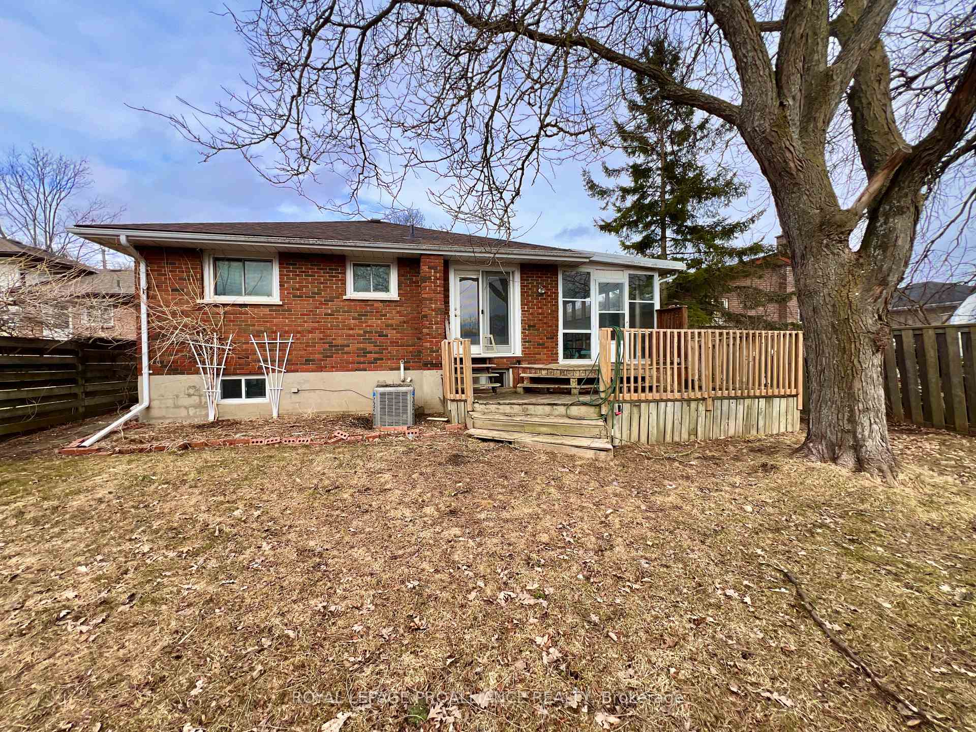 Photo 25 of 10 Meadowvale Avenue, Belleville, Belleville Ward — HOMEH
