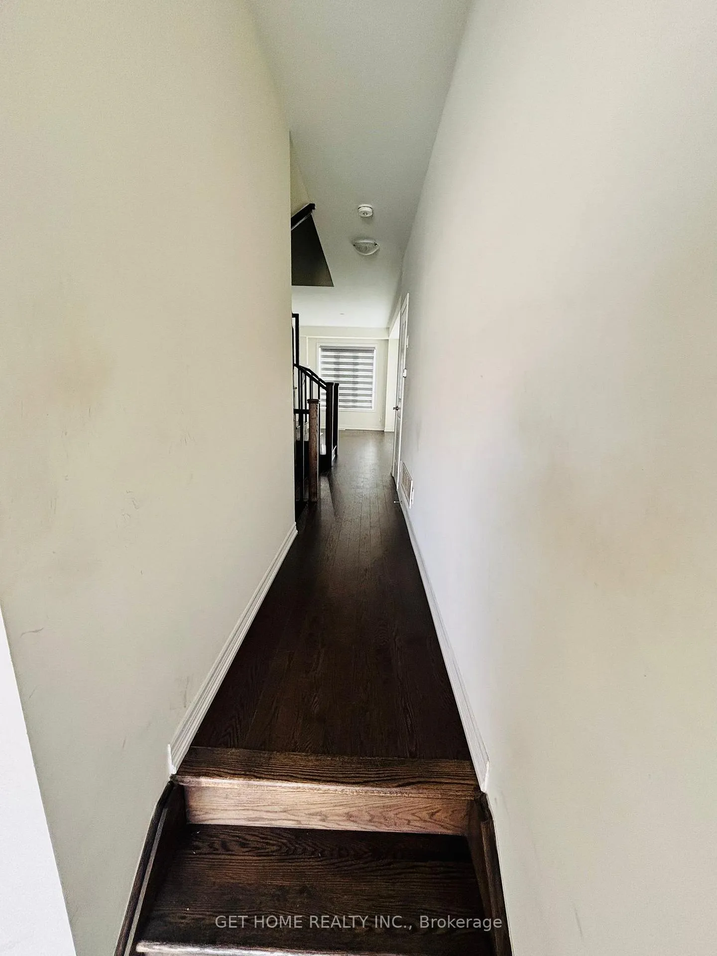 Photo 2 of 222 Broadacre Drive, Kitchener — HOMEH