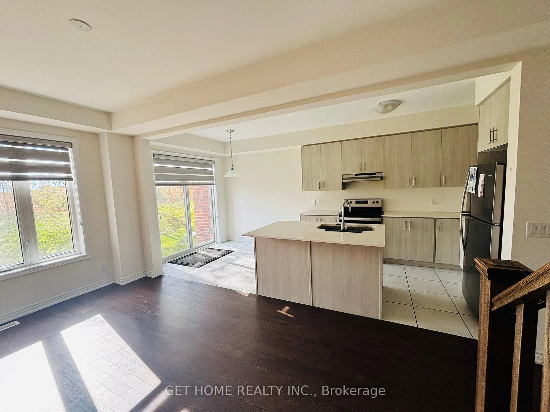 Photo 7 of 222 Broadacre Drive, Kitchener — HOMEH