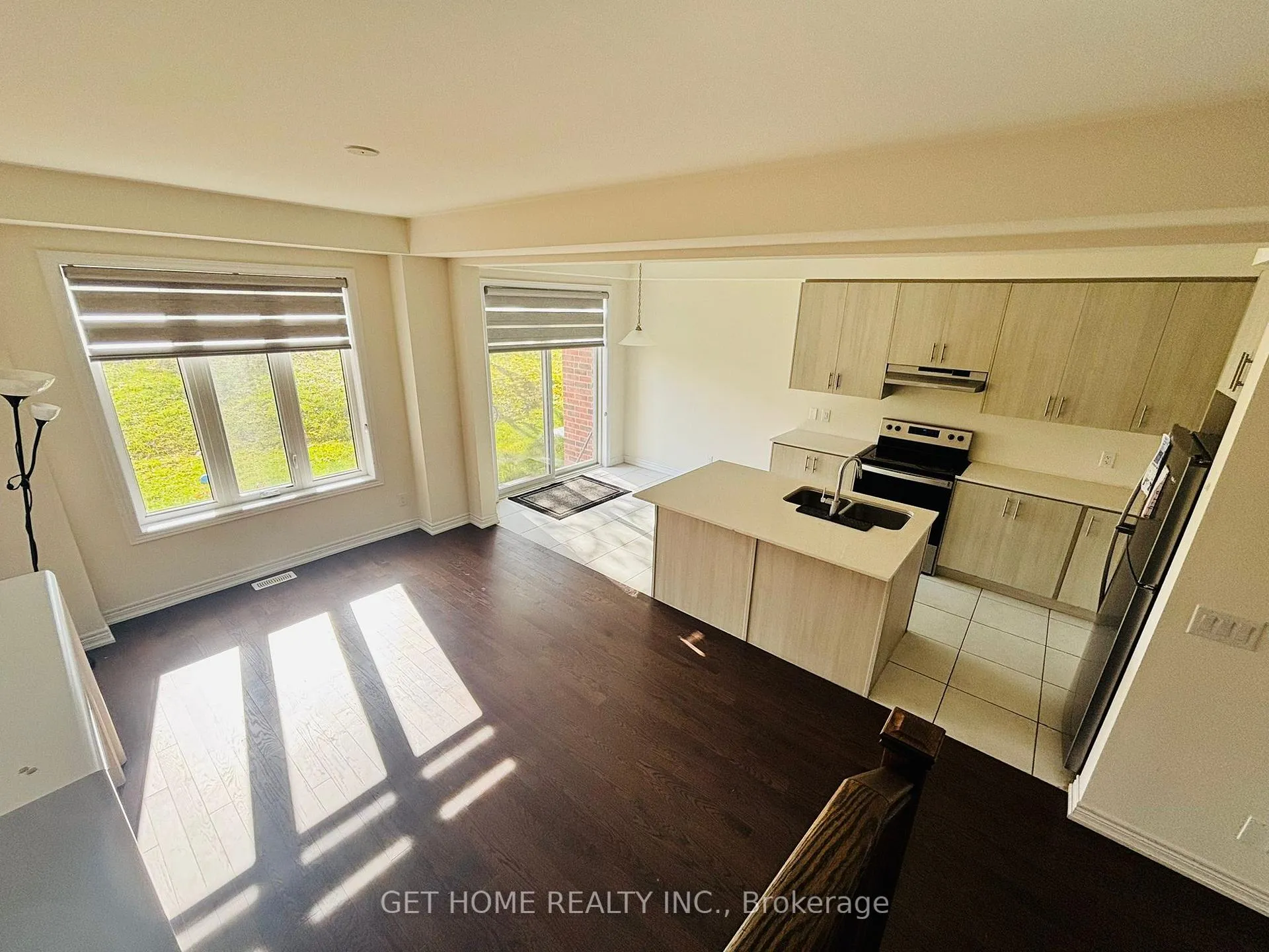 Photo 11 of 222 Broadacre Drive, Kitchener — HOMEH