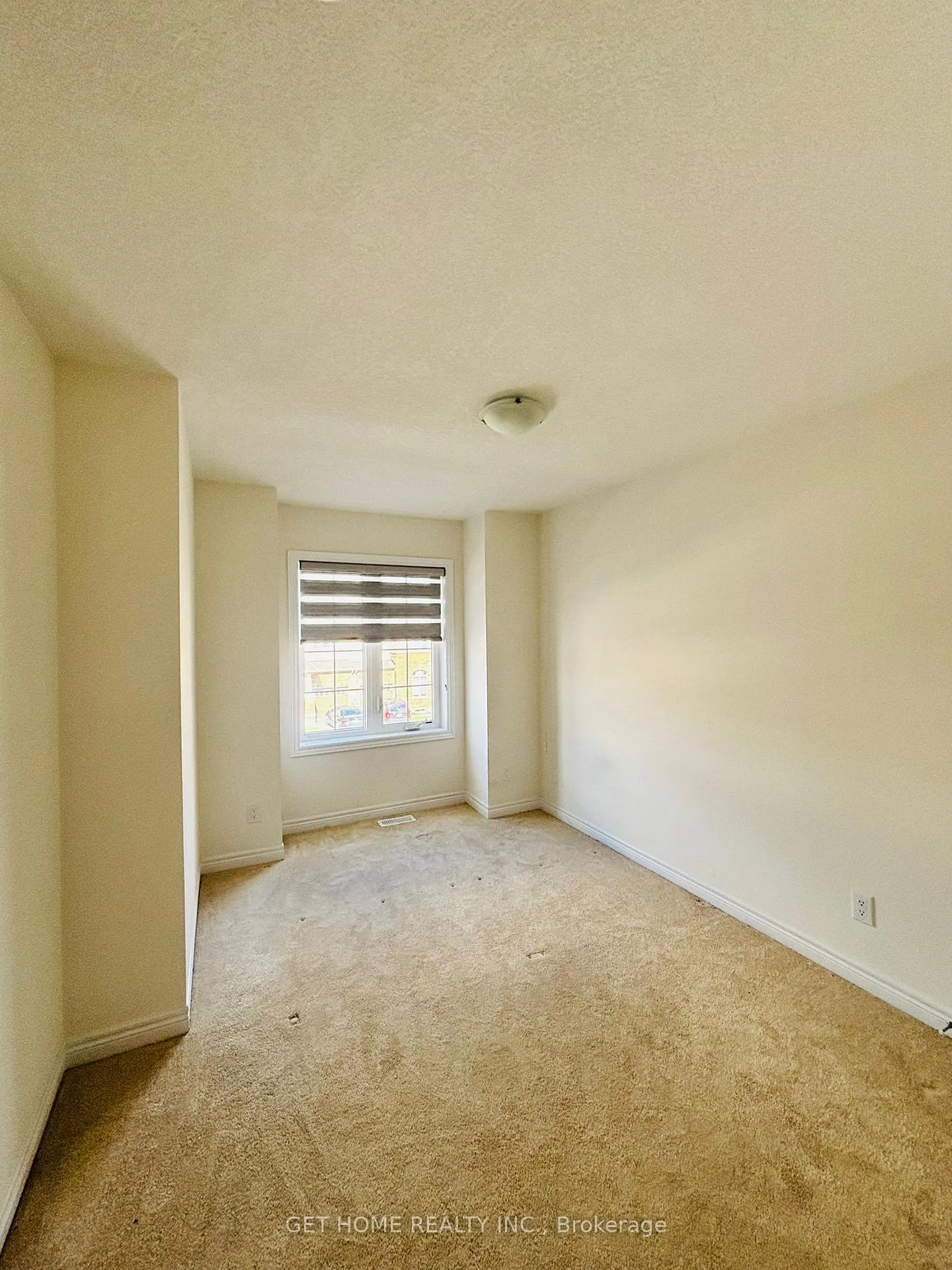 Photo 13 of 222 Broadacre Drive, Kitchener — HOMEH
