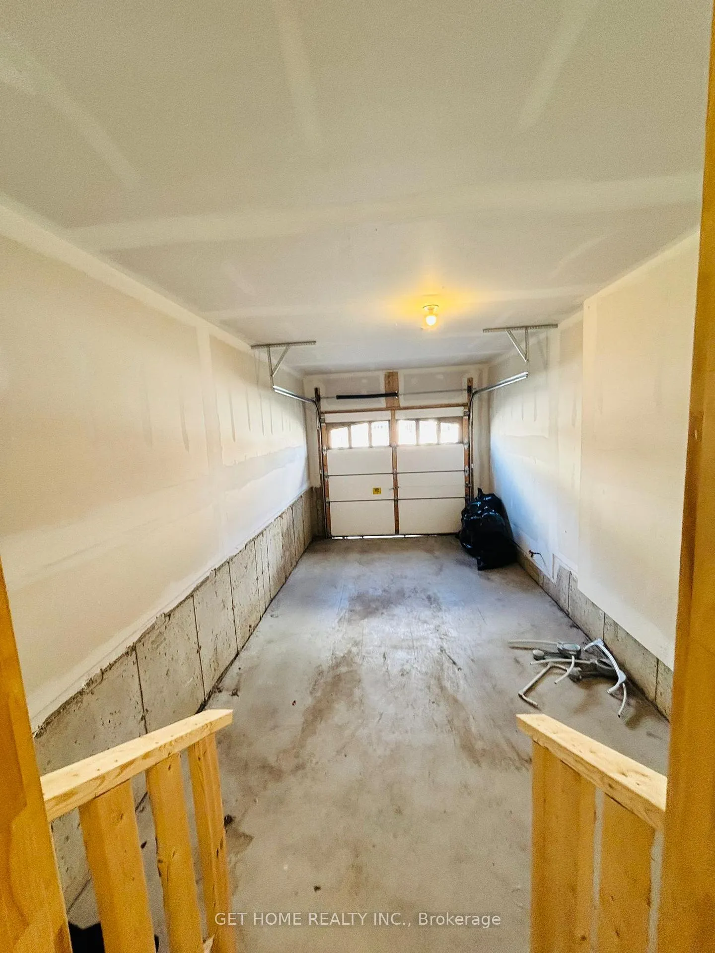 Photo 19 of 222 Broadacre Drive, Kitchener — HOMEH