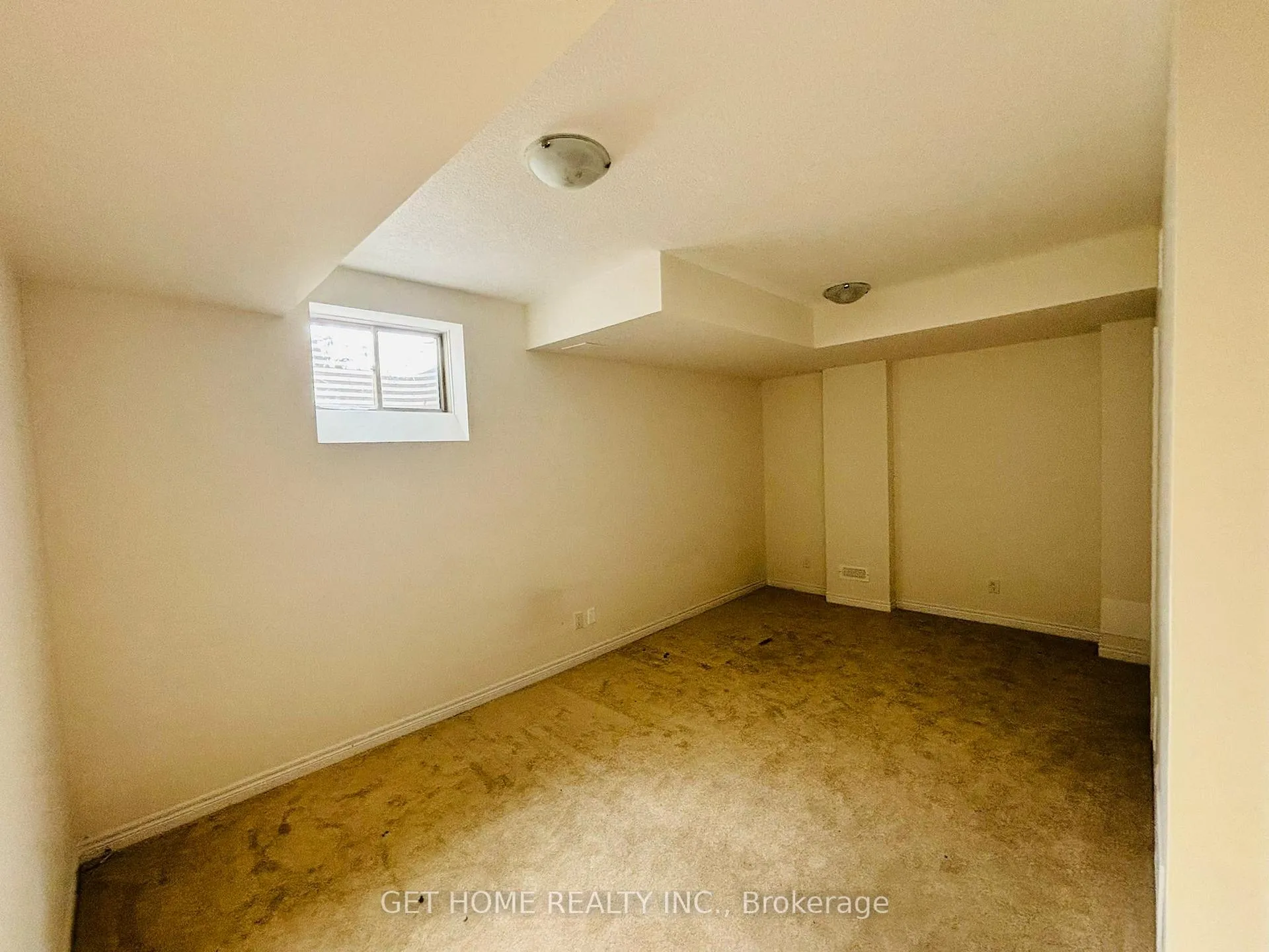 Photo 23 of 222 Broadacre Drive, Kitchener — HOMEH