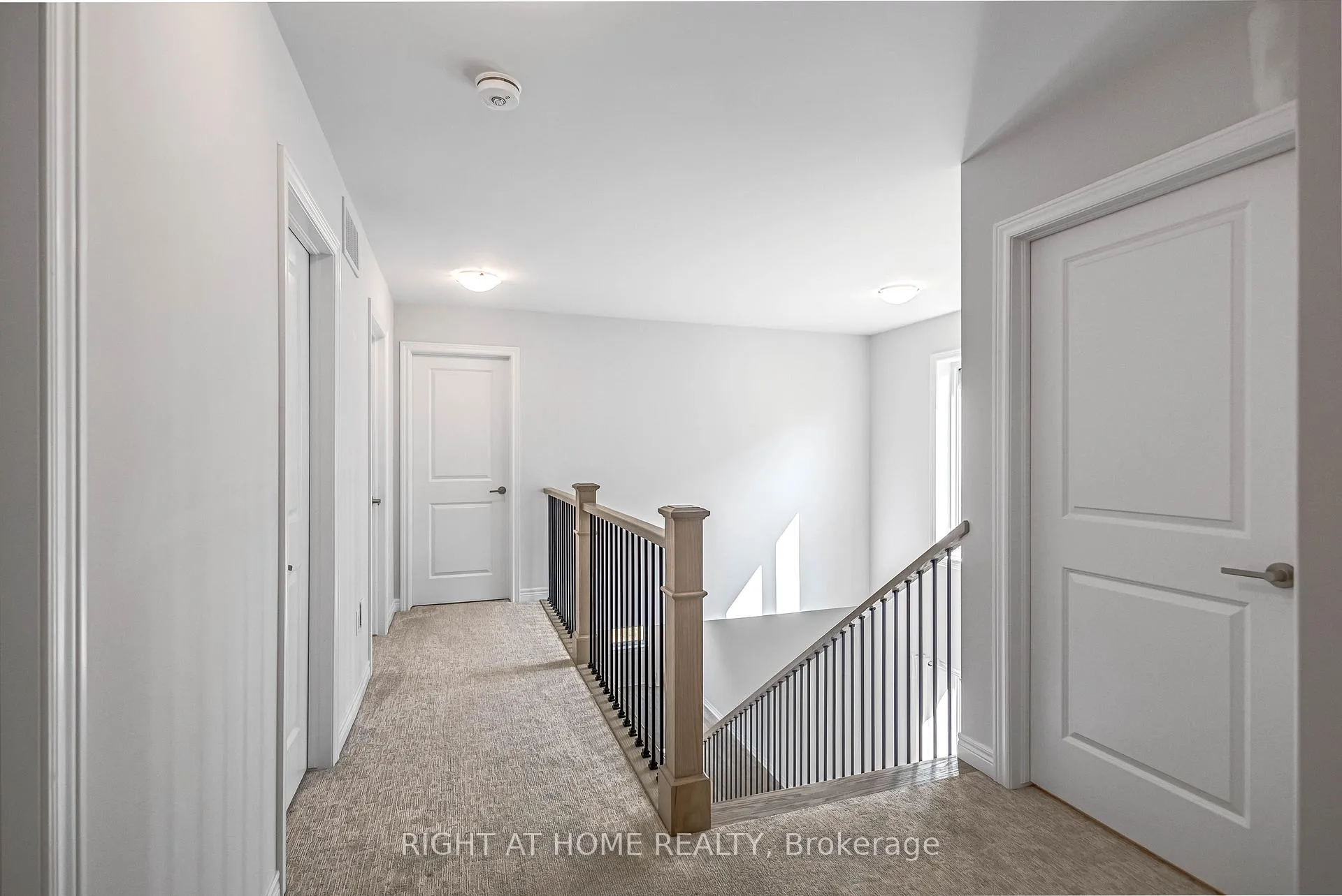 Photo 18 of 120 Terrace Drive, Grimsby, Grimsby East — HOMEH