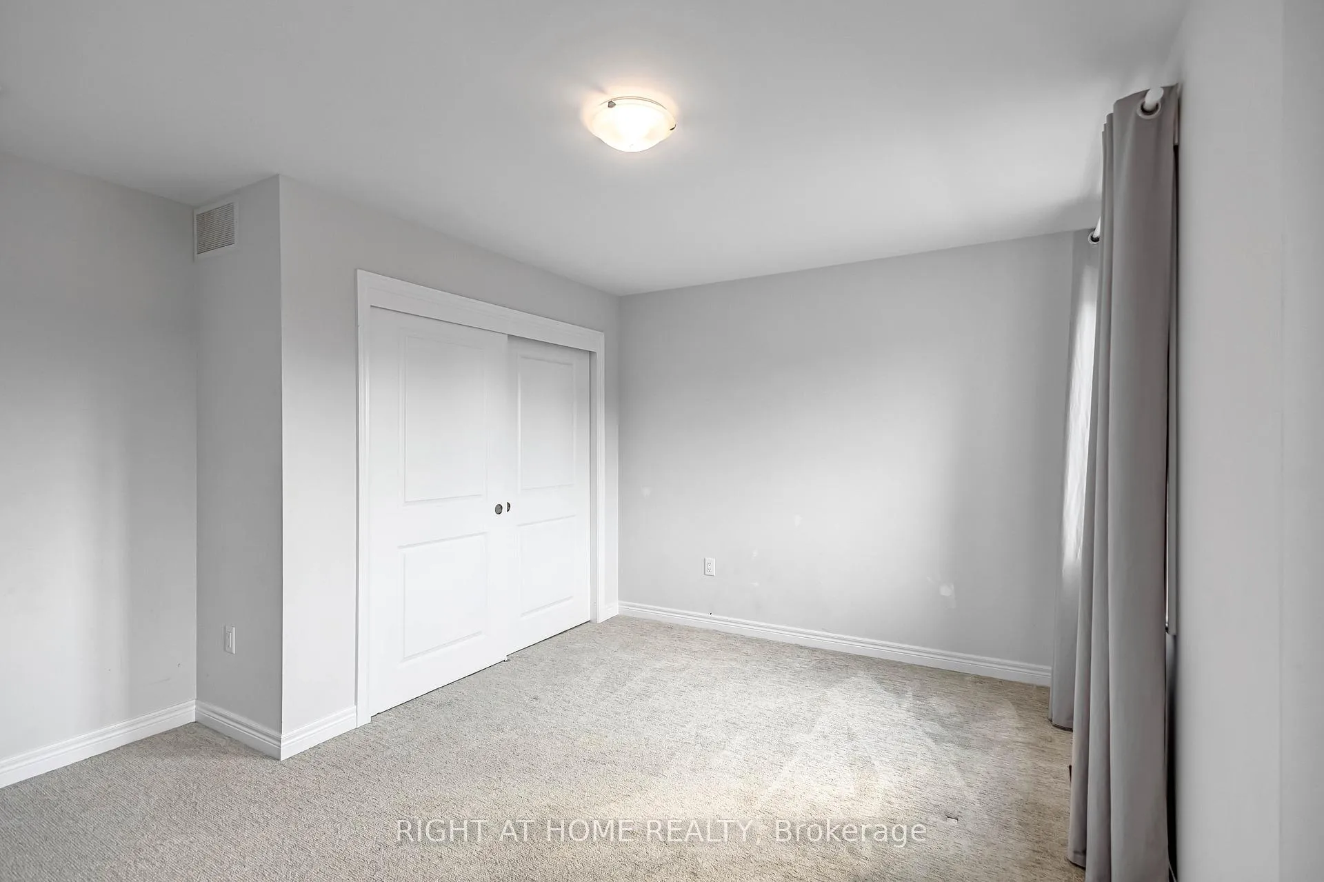 Photo 28 of 120 Terrace Drive, Grimsby, Grimsby East — HOMEH