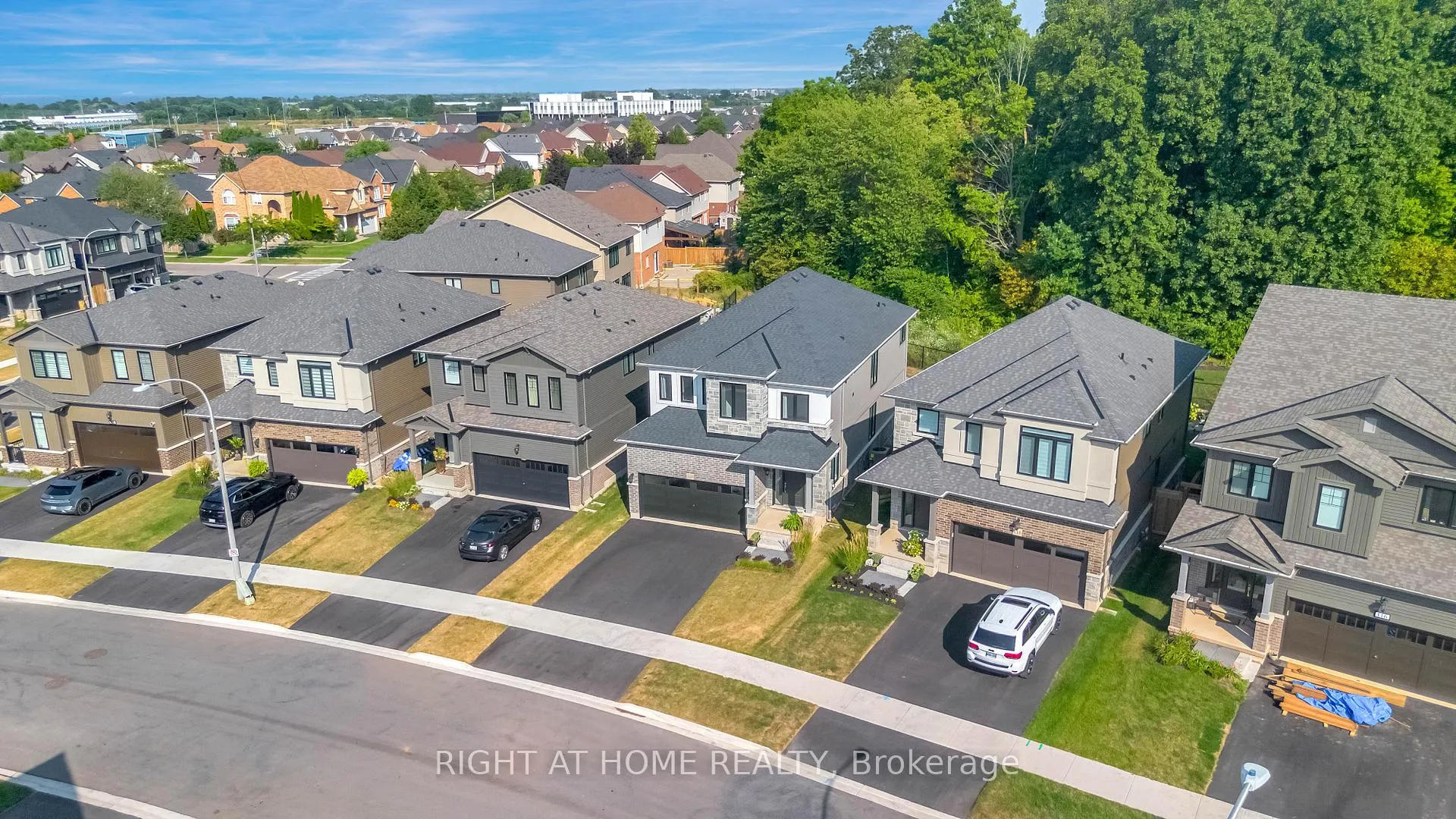 Photo 43 of 120 Terrace Drive, Grimsby, Grimsby East — HOMEH