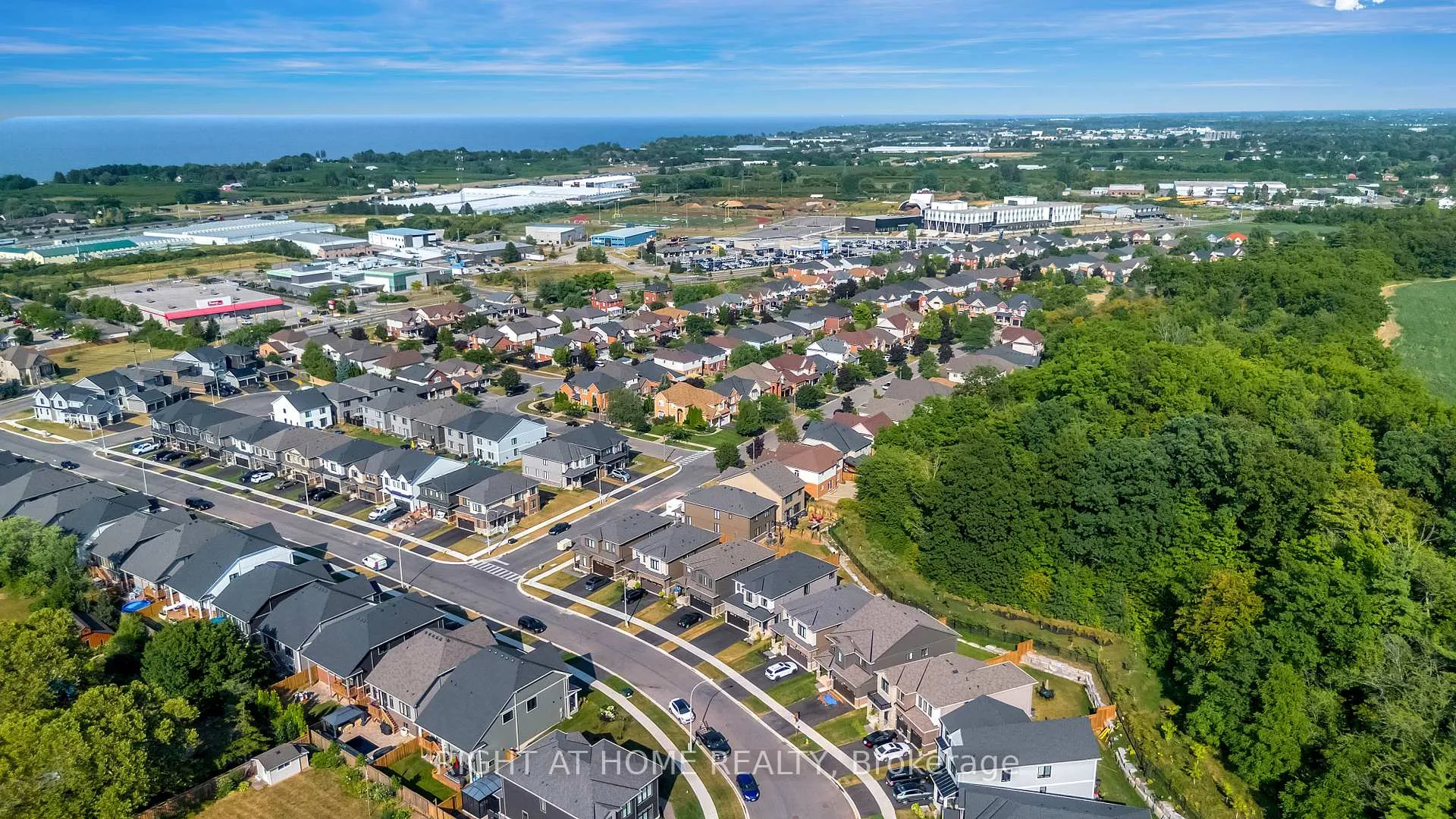 Photo 50 of 120 Terrace Drive, Grimsby, Grimsby East — HOMEH