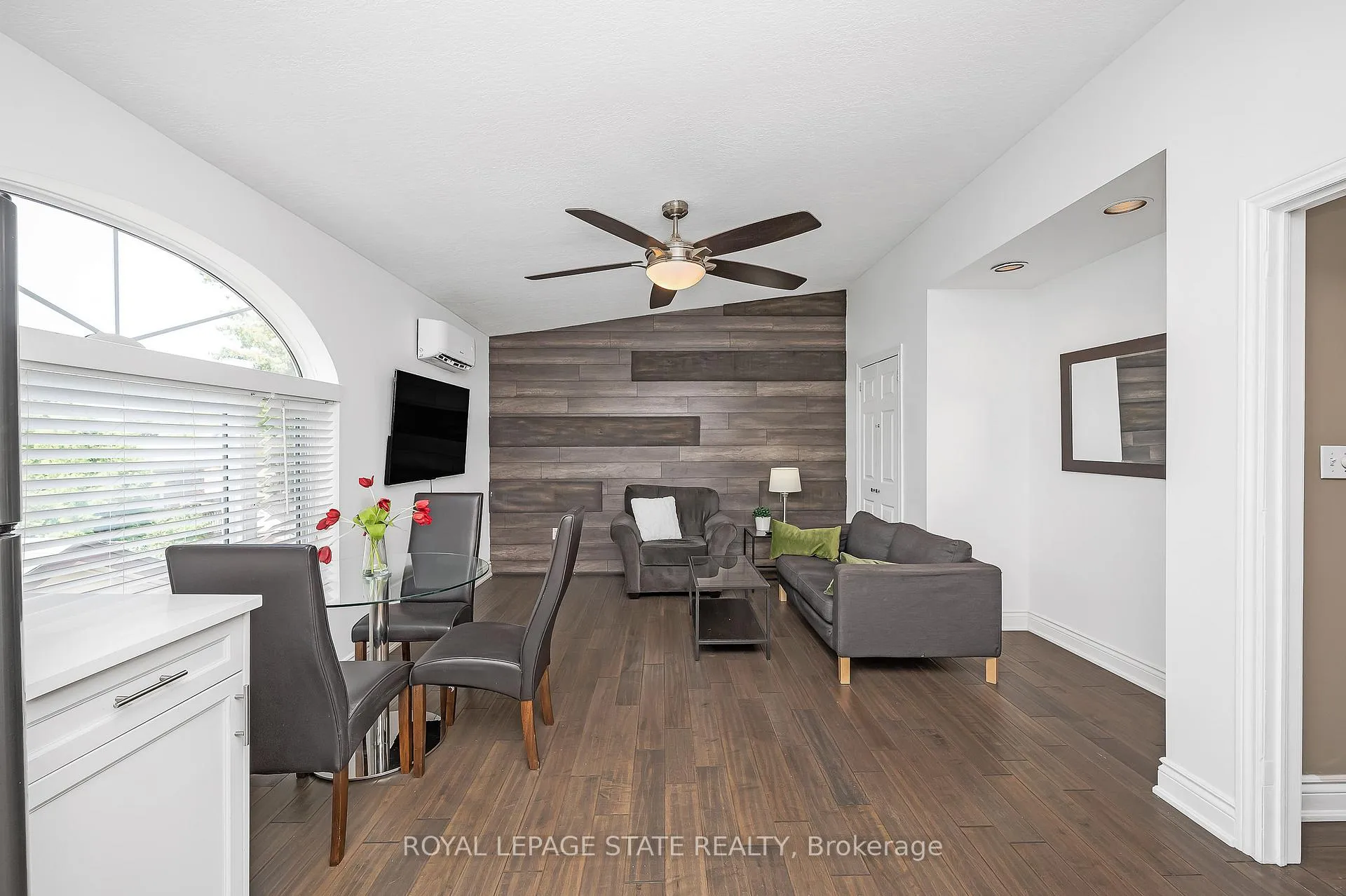 Photo 2 of 100 Munn Street, Hamilton, Raleigh — HOMEH