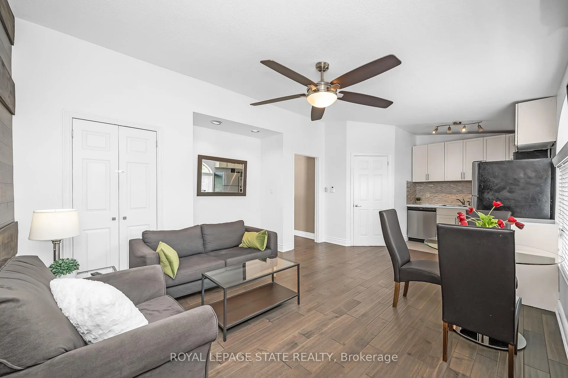 Photo 3 of 100 Munn Street, Hamilton, Raleigh — HOMEH