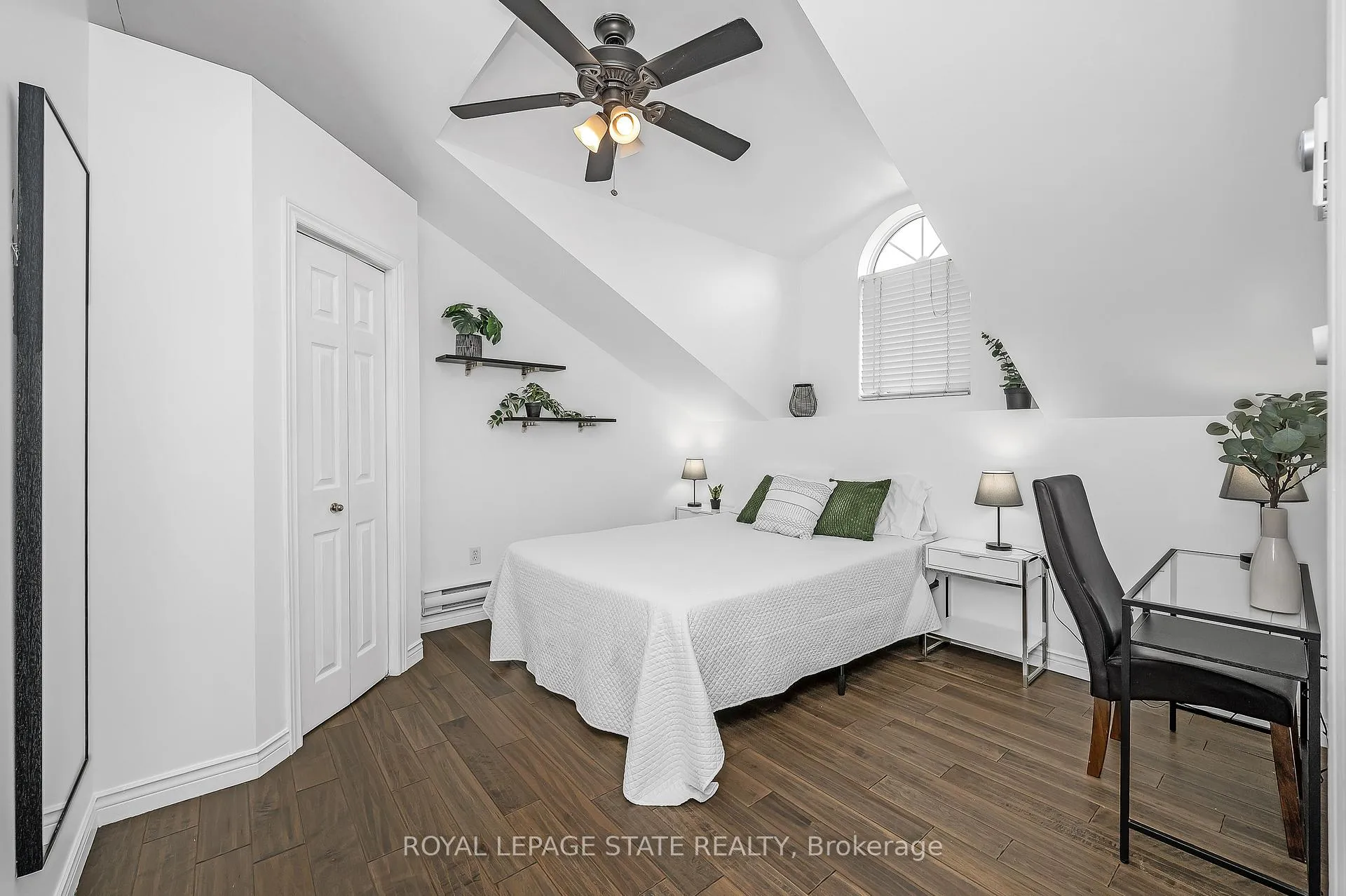 Photo 10 of 100 Munn Street, Hamilton, Raleigh — HOMEH