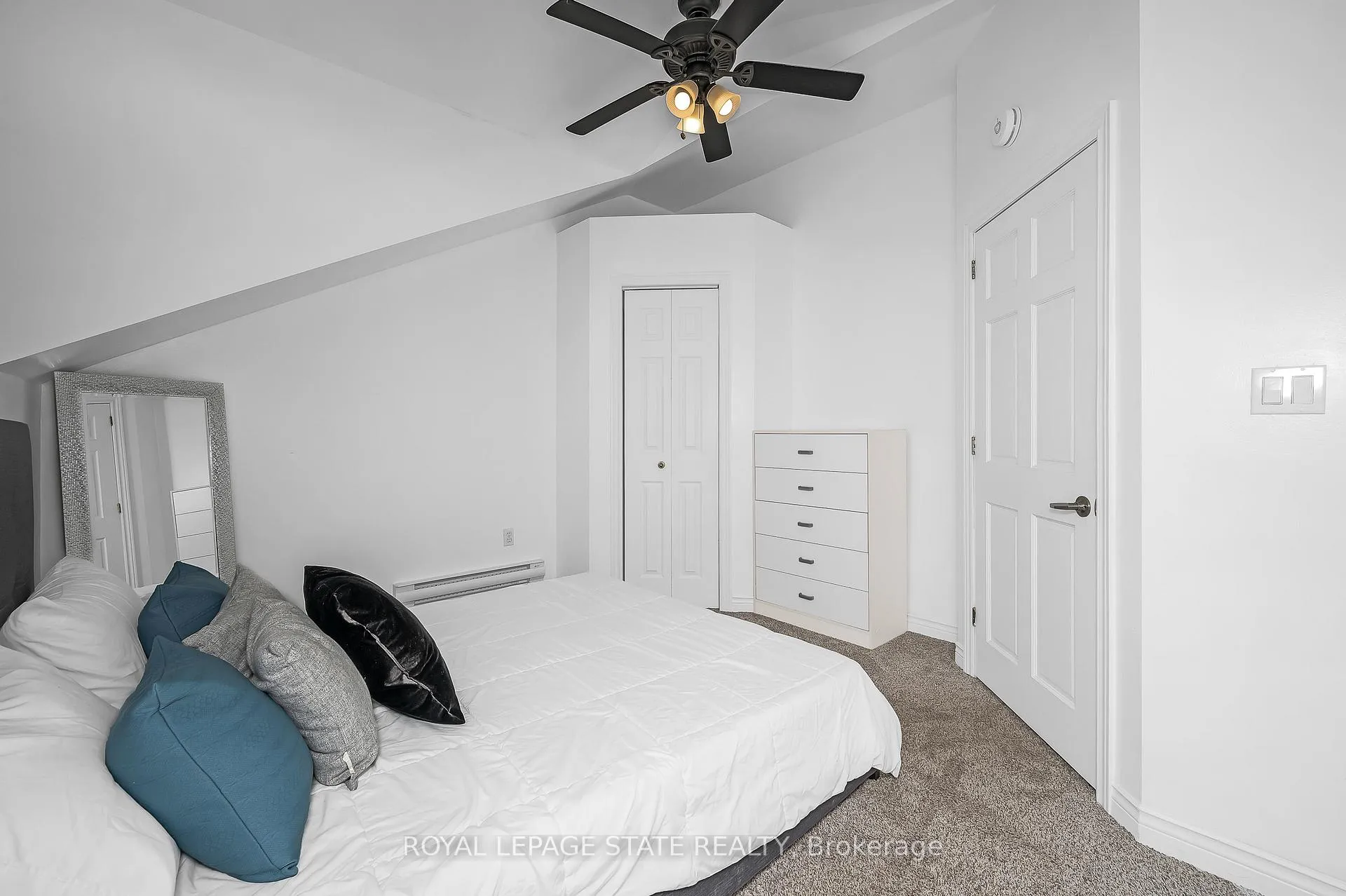 Photo 13 of 100 Munn Street, Hamilton, Raleigh — HOMEH