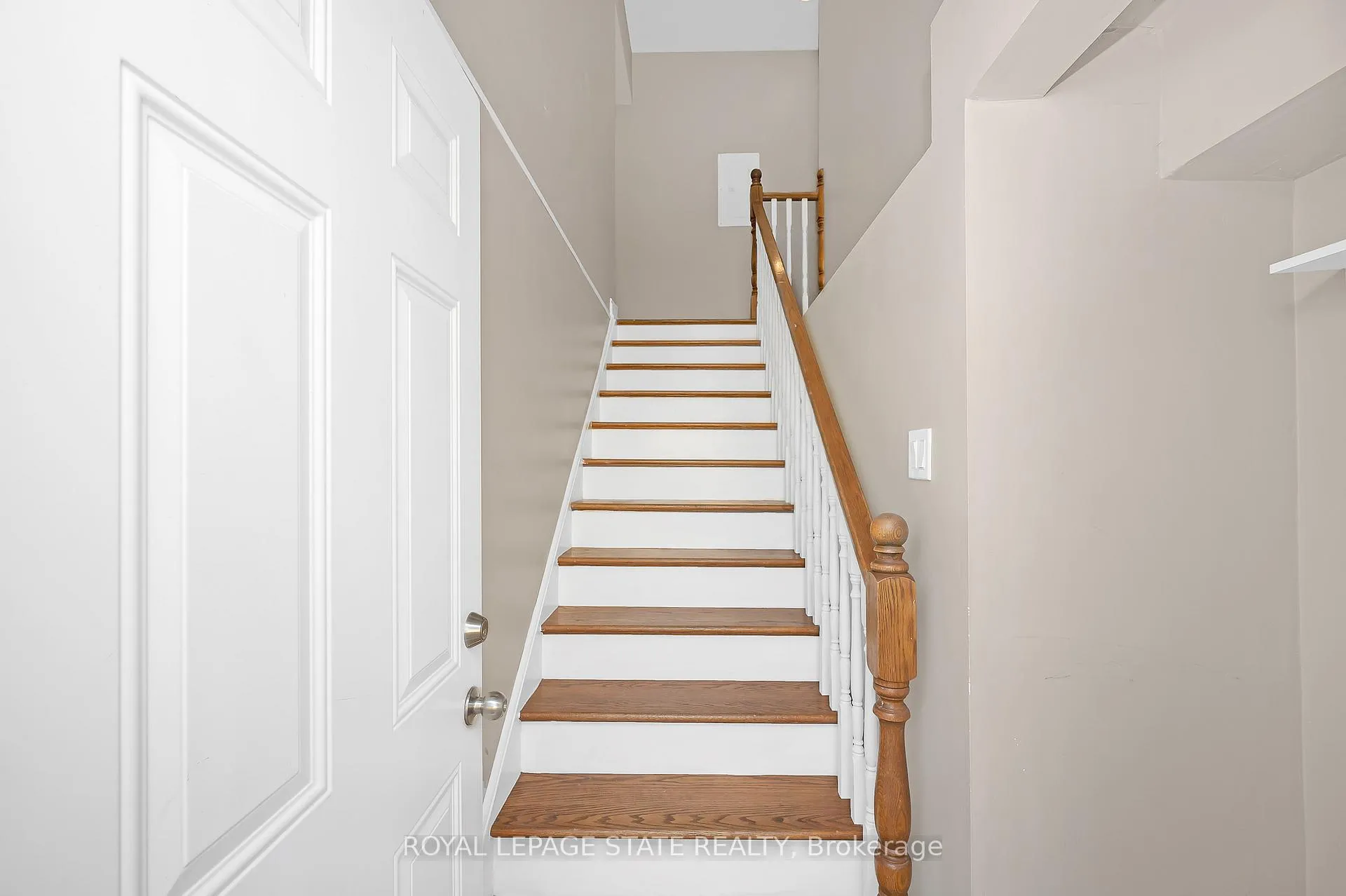 Photo 14 of 100 Munn Street, Hamilton, Raleigh — HOMEH