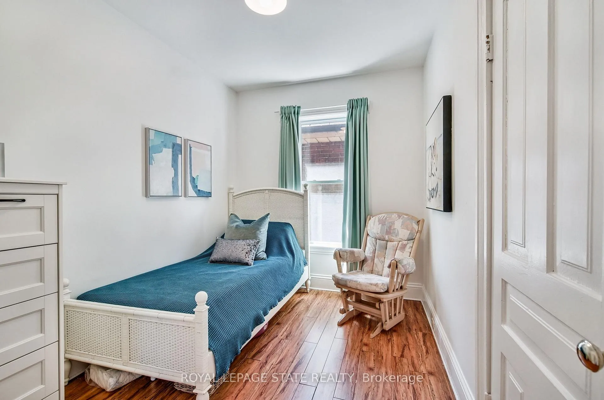 Photo 16 of Unit 1, 20 Locke Street S, Hamilton, Strathcona — HOMEH