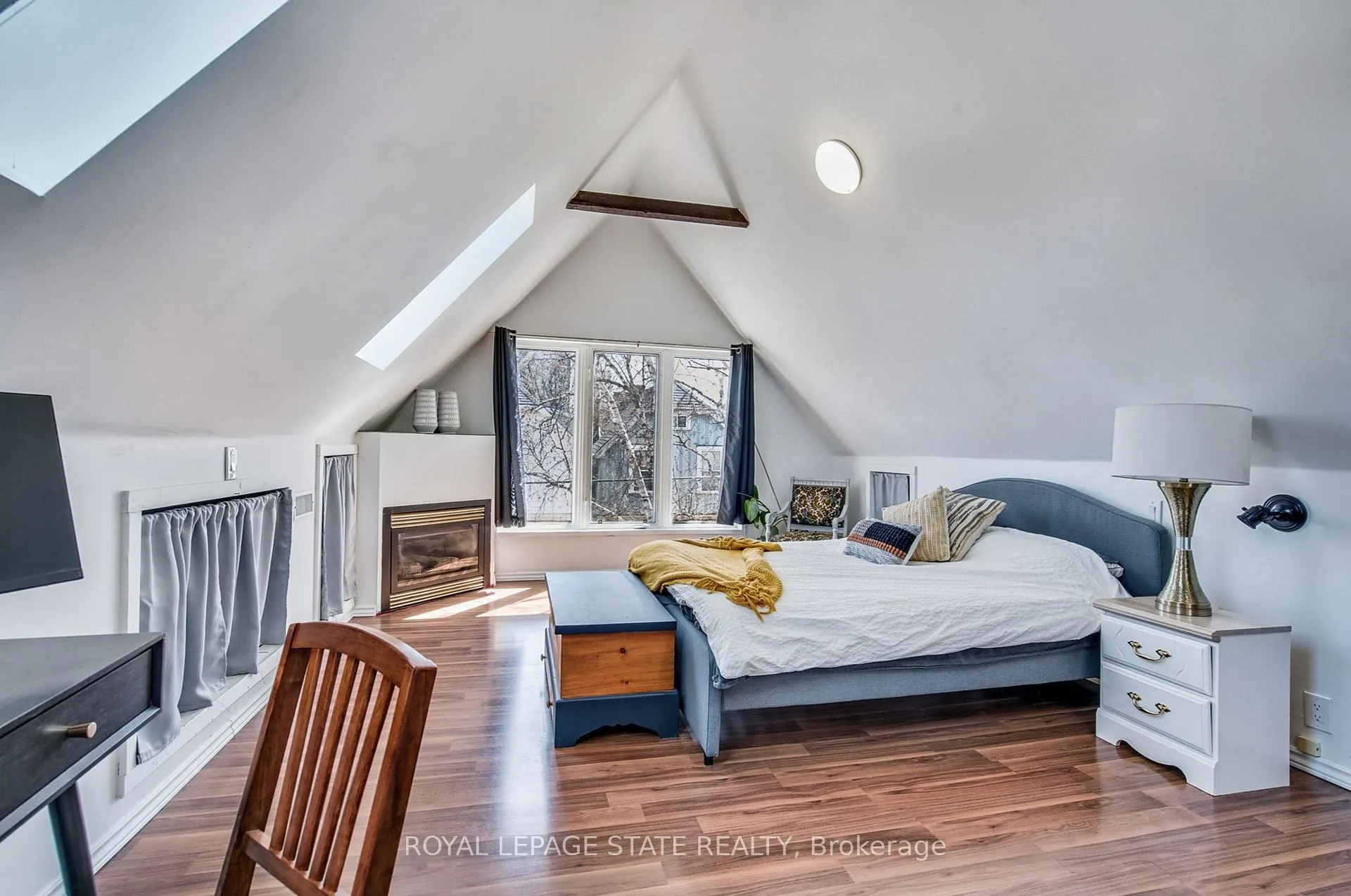 Photo 21 of Unit 1, 20 Locke Street S, Hamilton, Strathcona — HOMEH