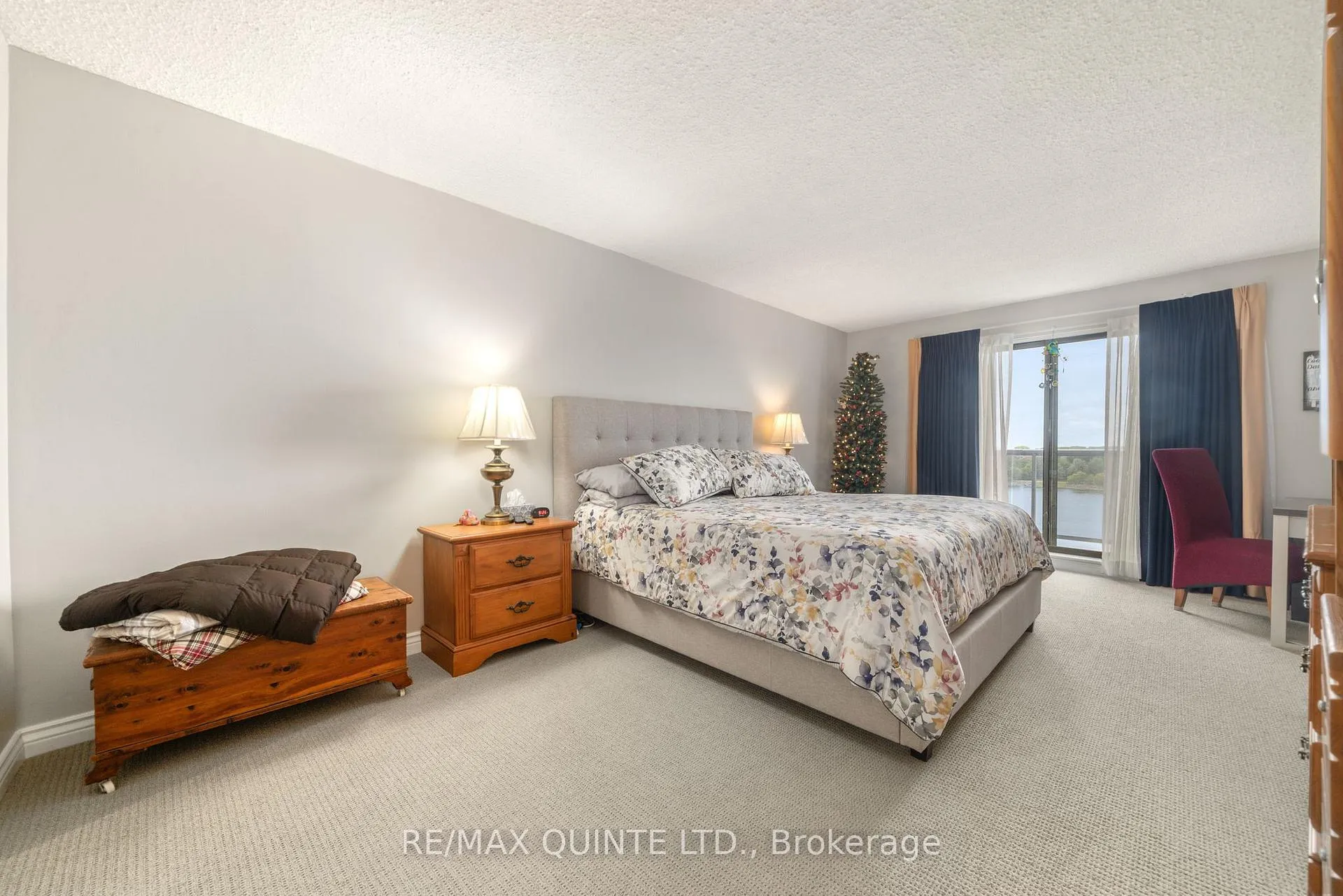 Photo 23 of Unit 807, 2 South Front Street, Belleville, Belleville Ward — HOMEH