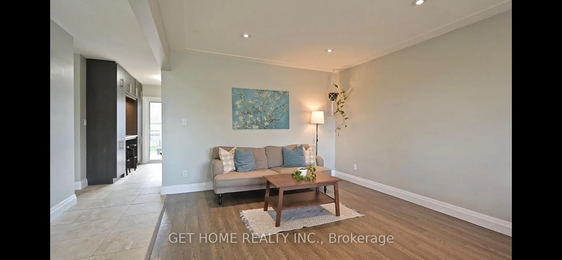 Photo 3 of 33 Renwick Avenue, Cambridge — HOMEH