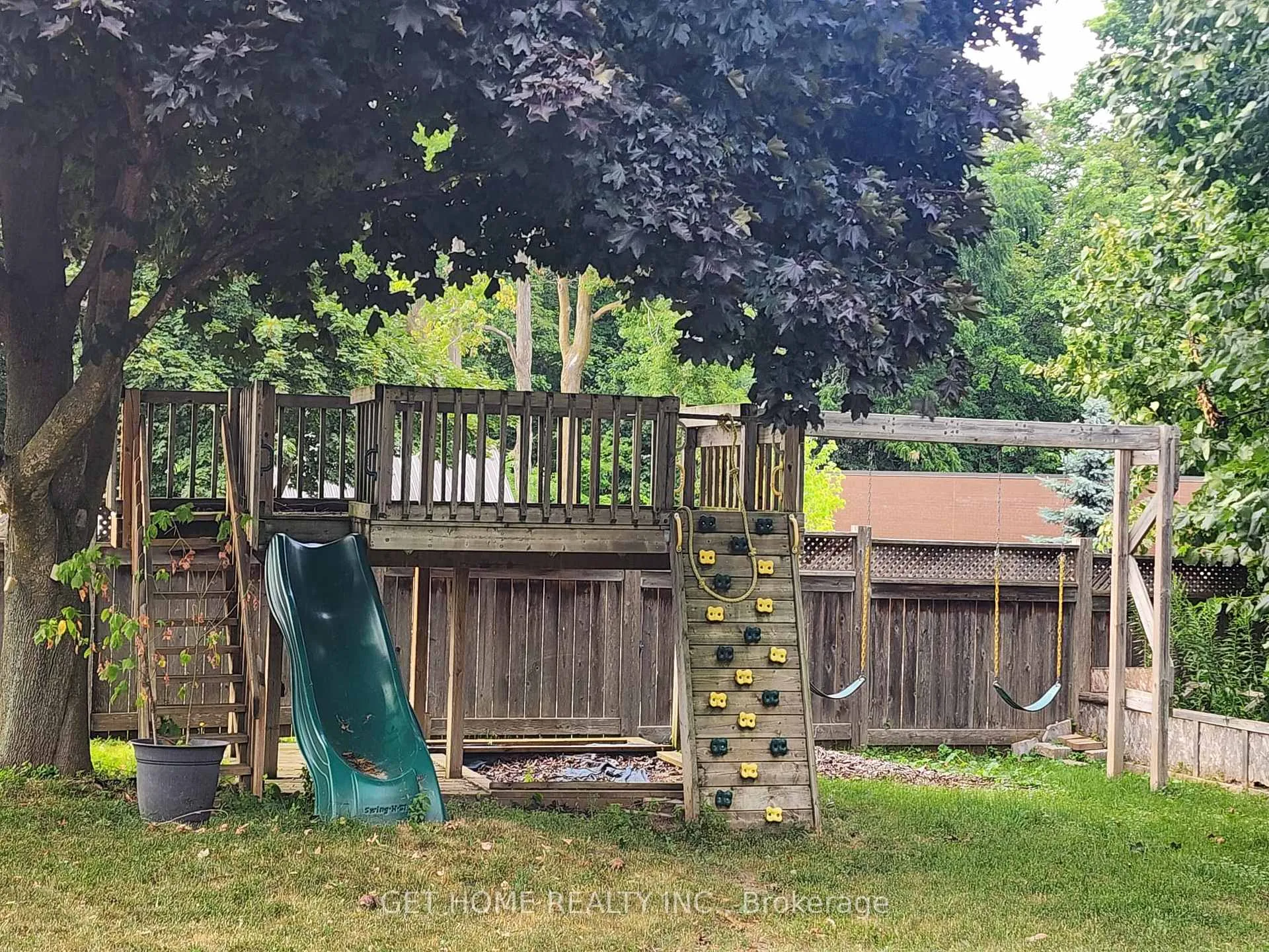 Photo 12 of 33 Renwick Avenue, Cambridge — HOMEH