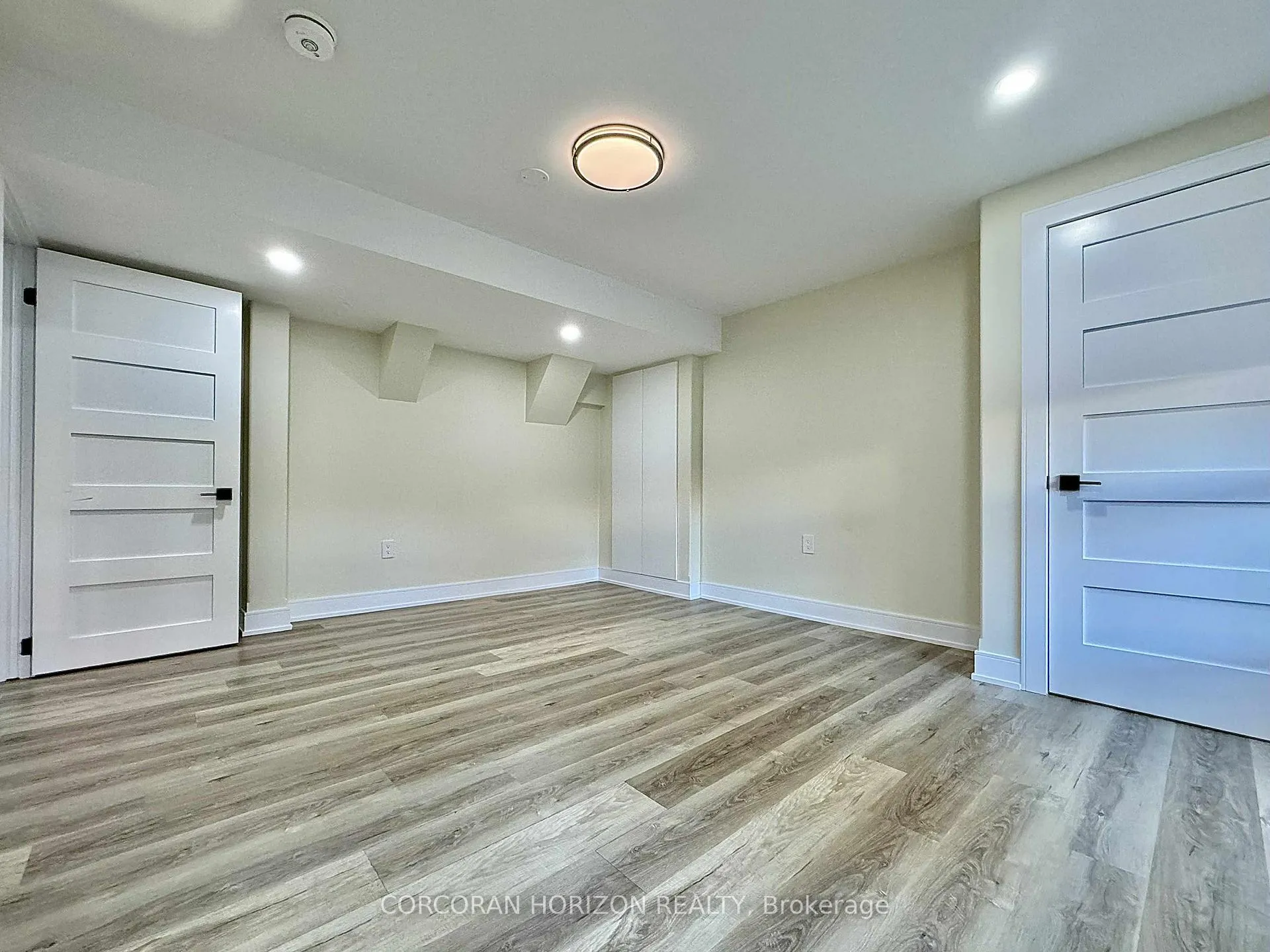 Photo 11 of Unit Lower, 23 Mossgrove Drive, Cambridge — HOMEH