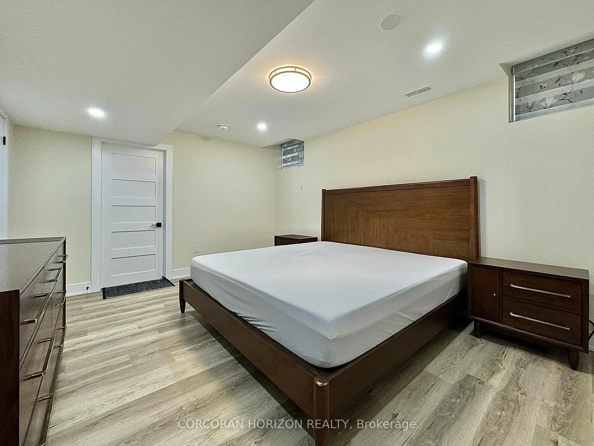 Photo 15 of Unit Lower, 23 Mossgrove Drive, Cambridge — HOMEH
