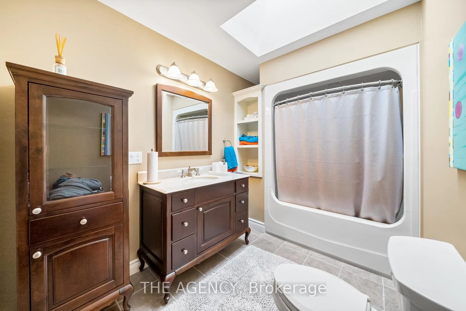 Photo 17 of 335 River Oak Place, Waterloo, Kiwanis Park — HOMEH
