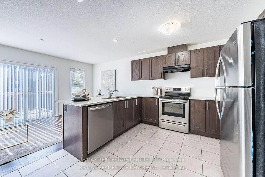 Photo 5 of Unit 99, 135 Hardcastle Drive, Cambridge, Blair Road — HOMEH
