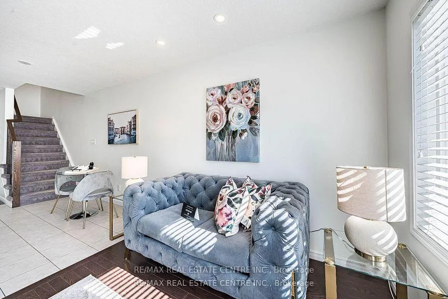 Photo 11 of Unit 99, 135 Hardcastle Drive, Cambridge, Blair Road — HOMEH