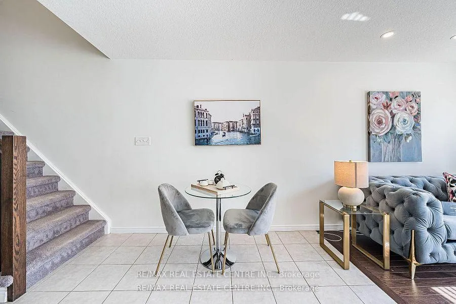 Photo 15 of Unit 99, 135 Hardcastle Drive, Cambridge, Blair Road — HOMEH