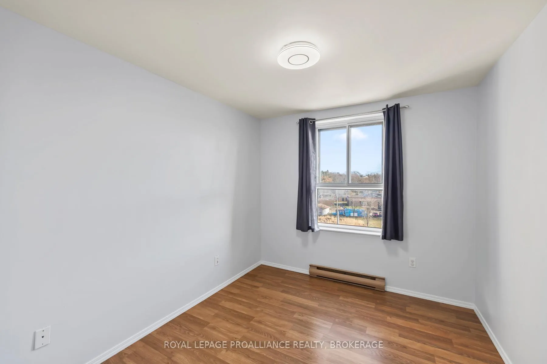 Photo 16 of Unit 507, 334 Queen Mary Road, Kingston, West of Sir John A. Blvd — HOMEH