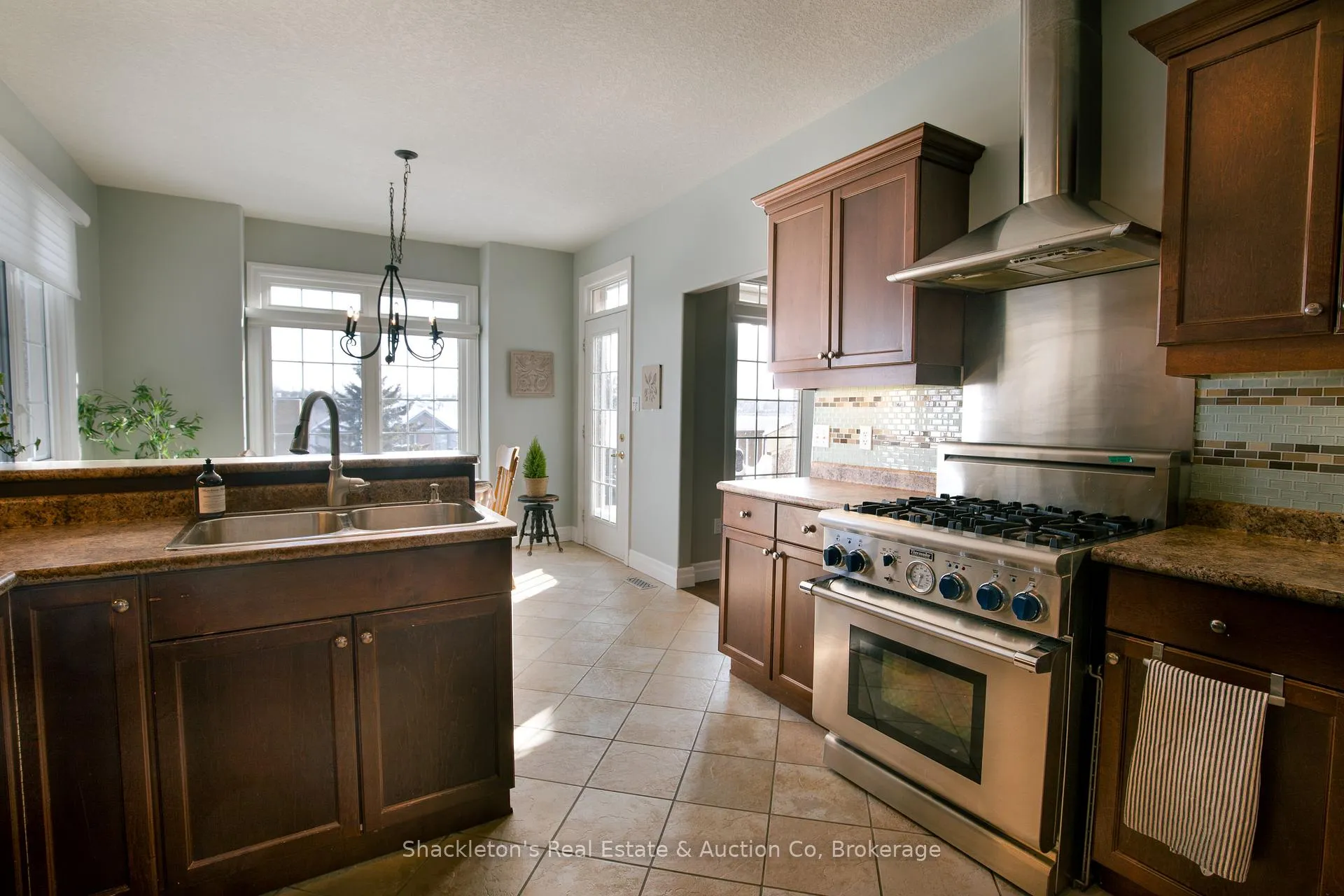 Photo 8 of Unit 4, 165 Chandos Drive, Kitchener — HOMEH