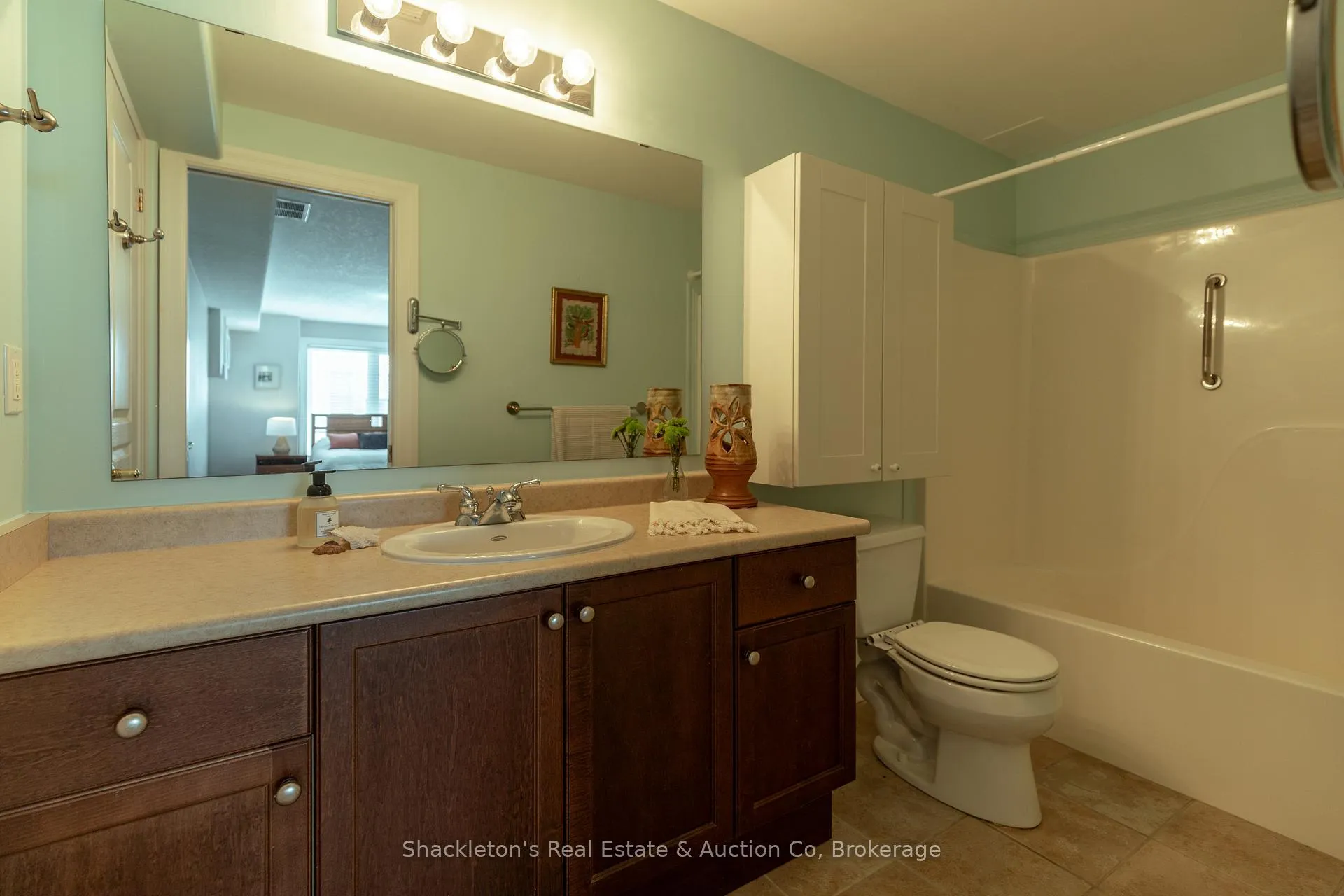 Photo 38 of Unit 4, 165 Chandos Drive, Kitchener — HOMEH