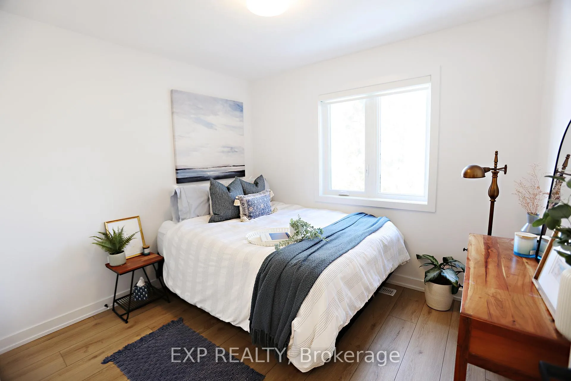 Photo 29 of 25 Ferris Circle, Guelph, Clairfields/Hanlon Business Park — HOMEH