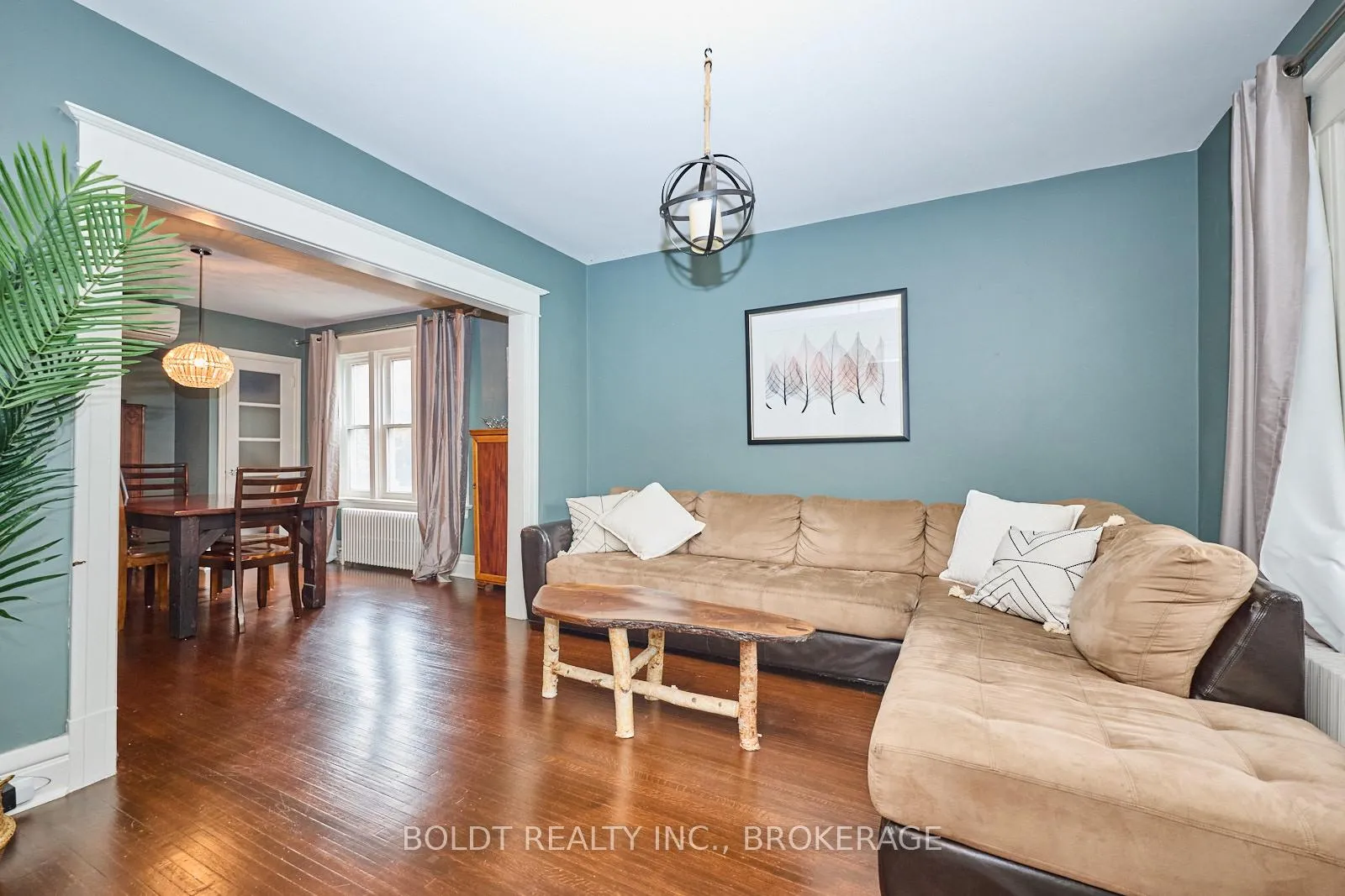 Photo 6 of 41 Thomas Street, St. Catharines, Downtown — HOMEH