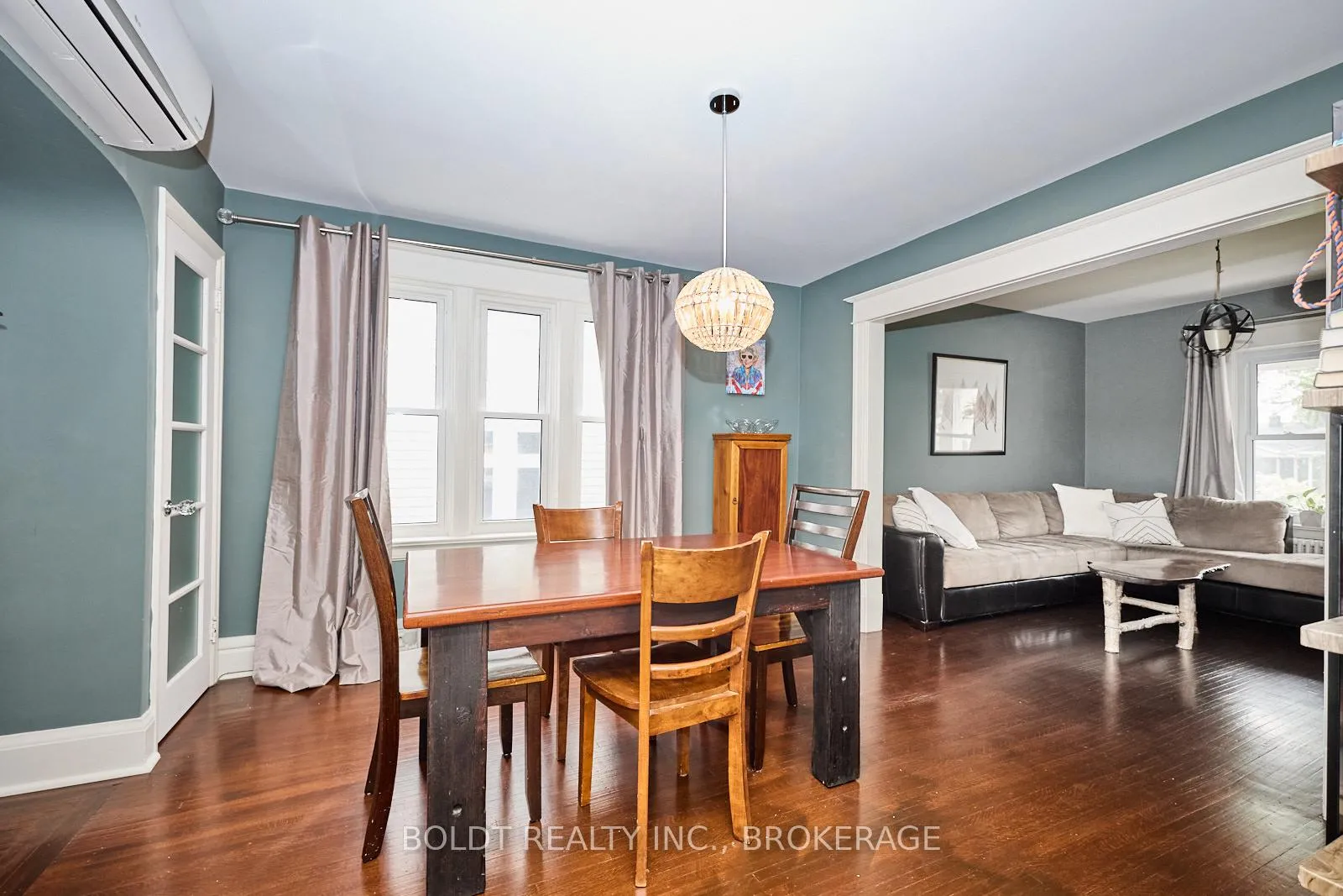 Photo 7 of 41 Thomas Street, St. Catharines, Downtown — HOMEH